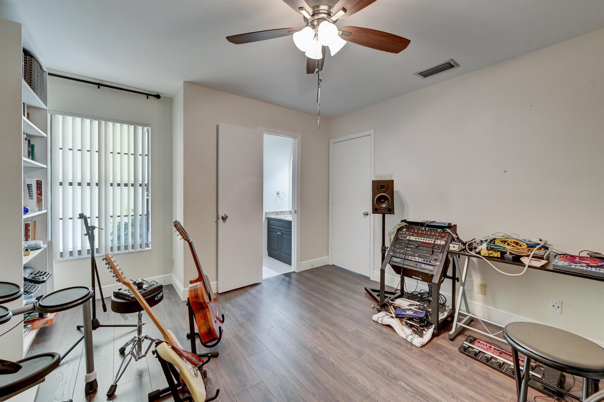 Boca Raton, Florida 33433, United States, 4 Bedrooms Bedrooms, ,3 BathroomsBathrooms,Residential,Active,209534