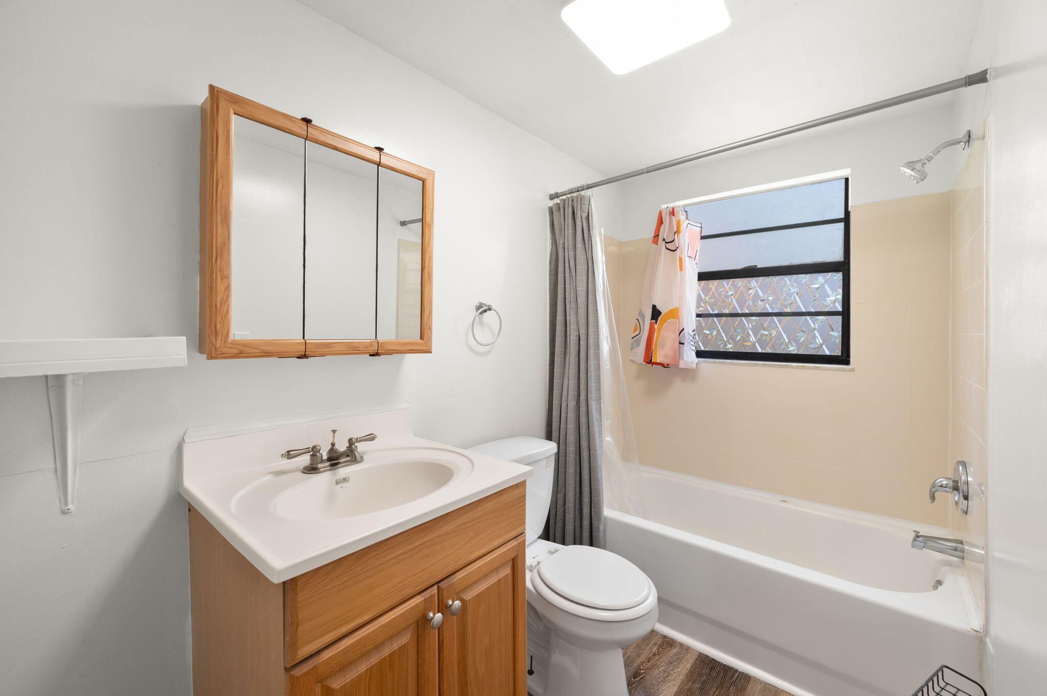 REGINA PALMS - Residential