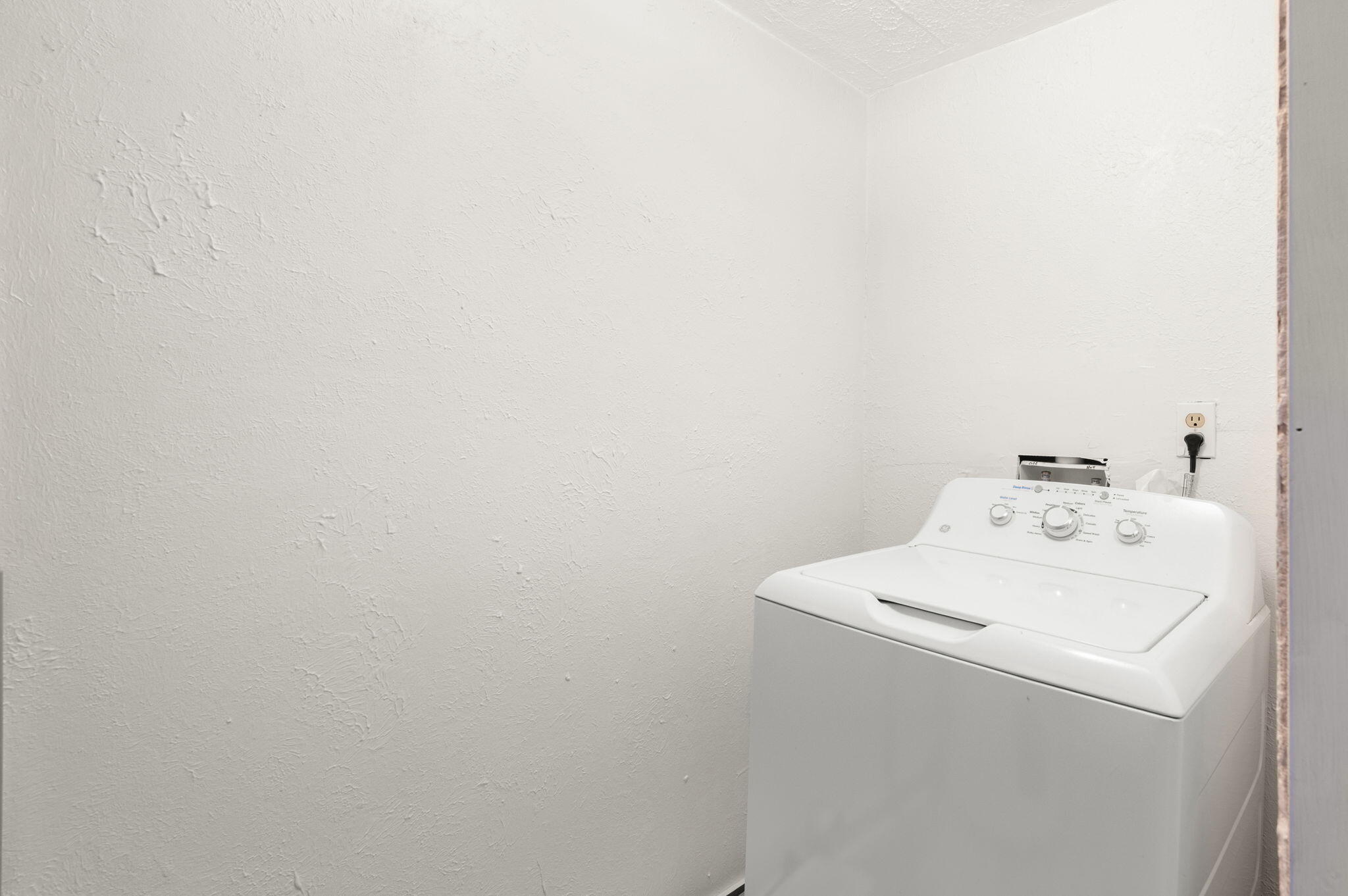 REGINA PALMS - Residential