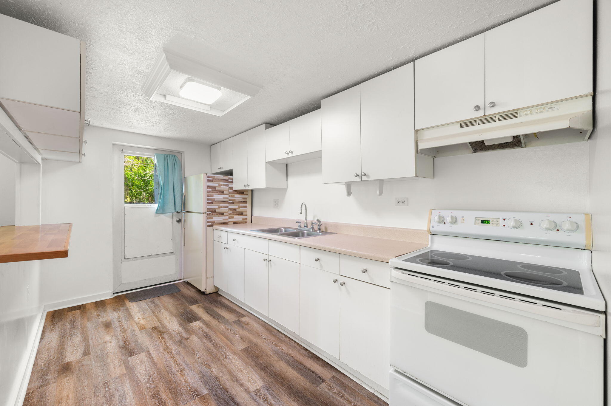 REGINA PALMS - Residential