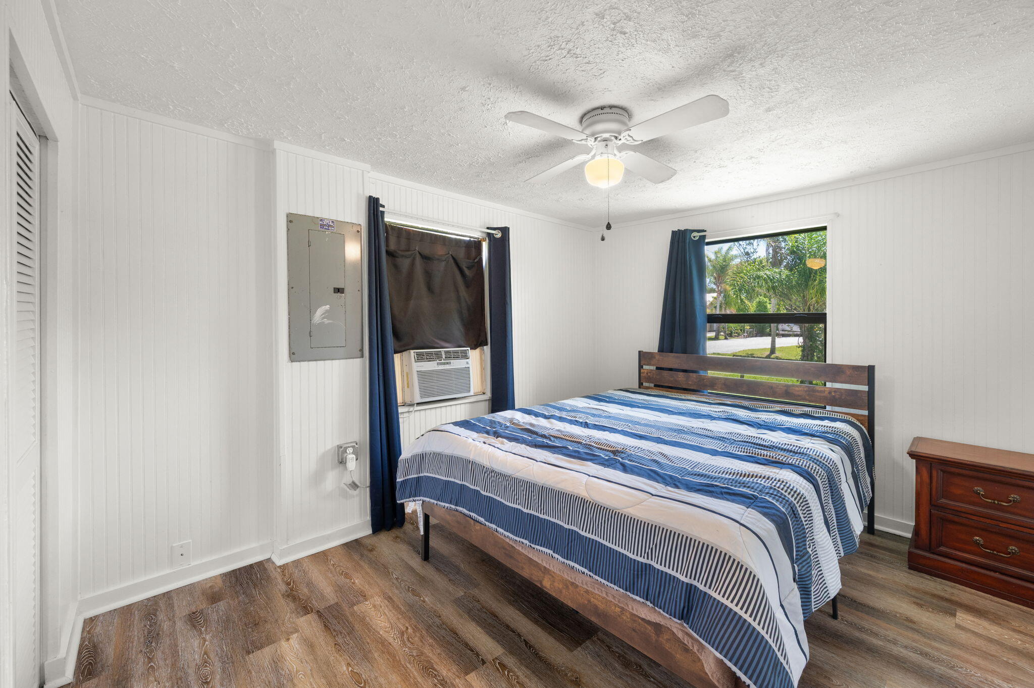 REGINA PALMS - Residential