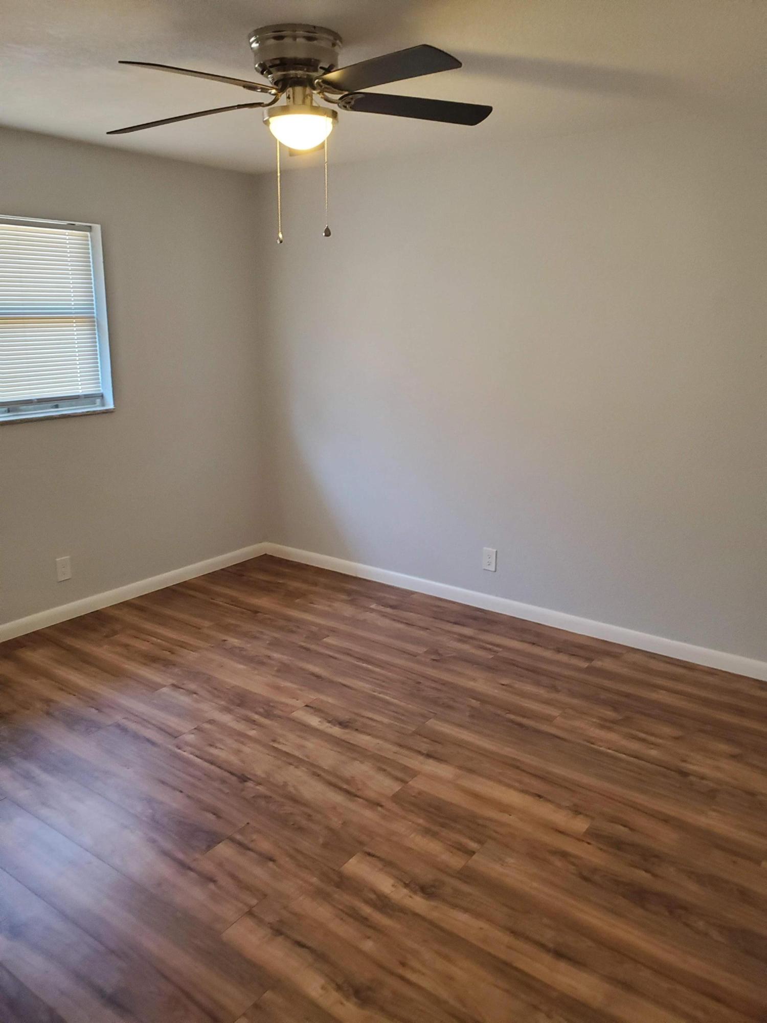 MODEL LAND CO - Residential Lease