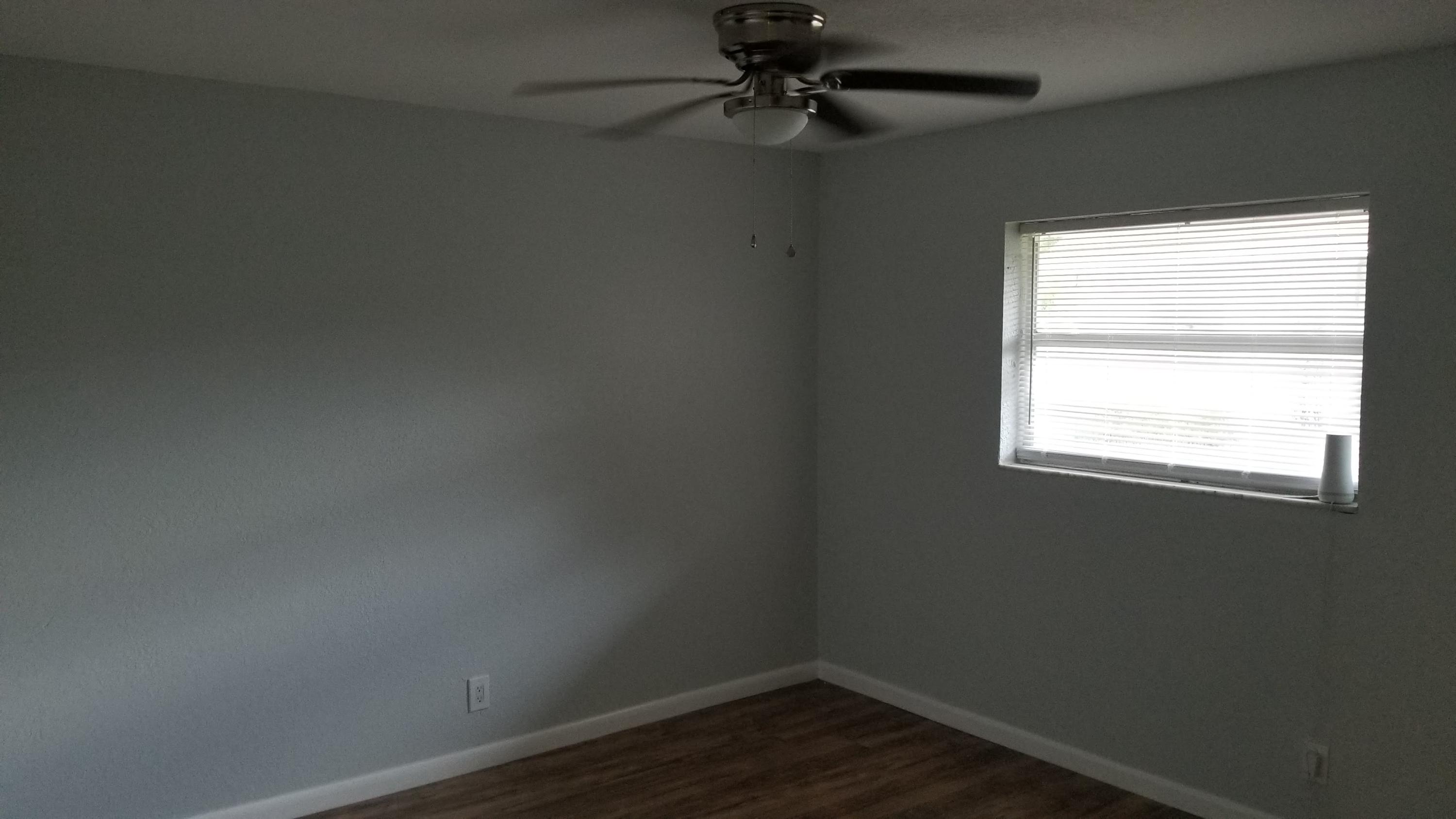 MODEL LAND CO - Residential Lease