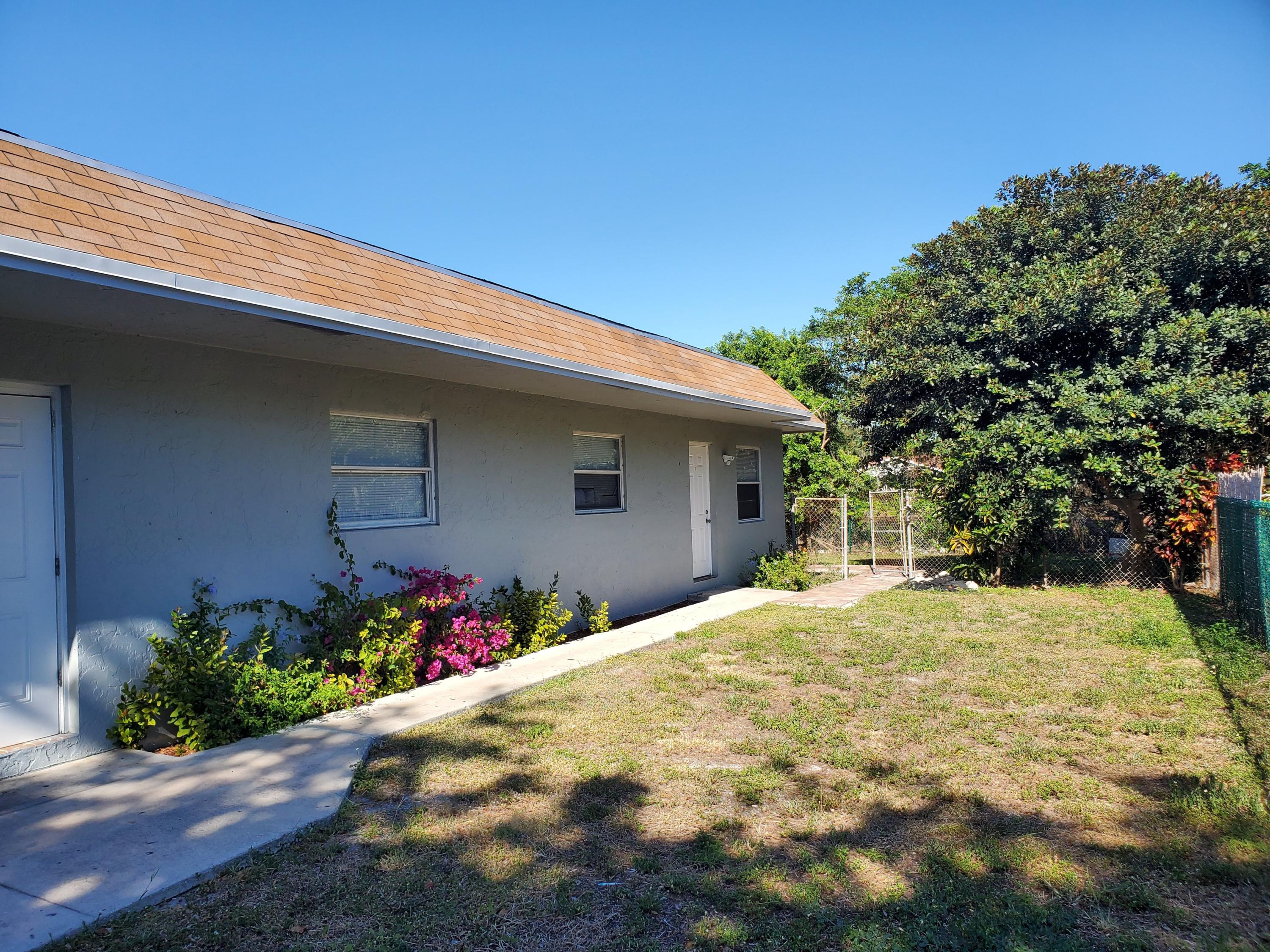 MODEL LAND CO - Residential Lease