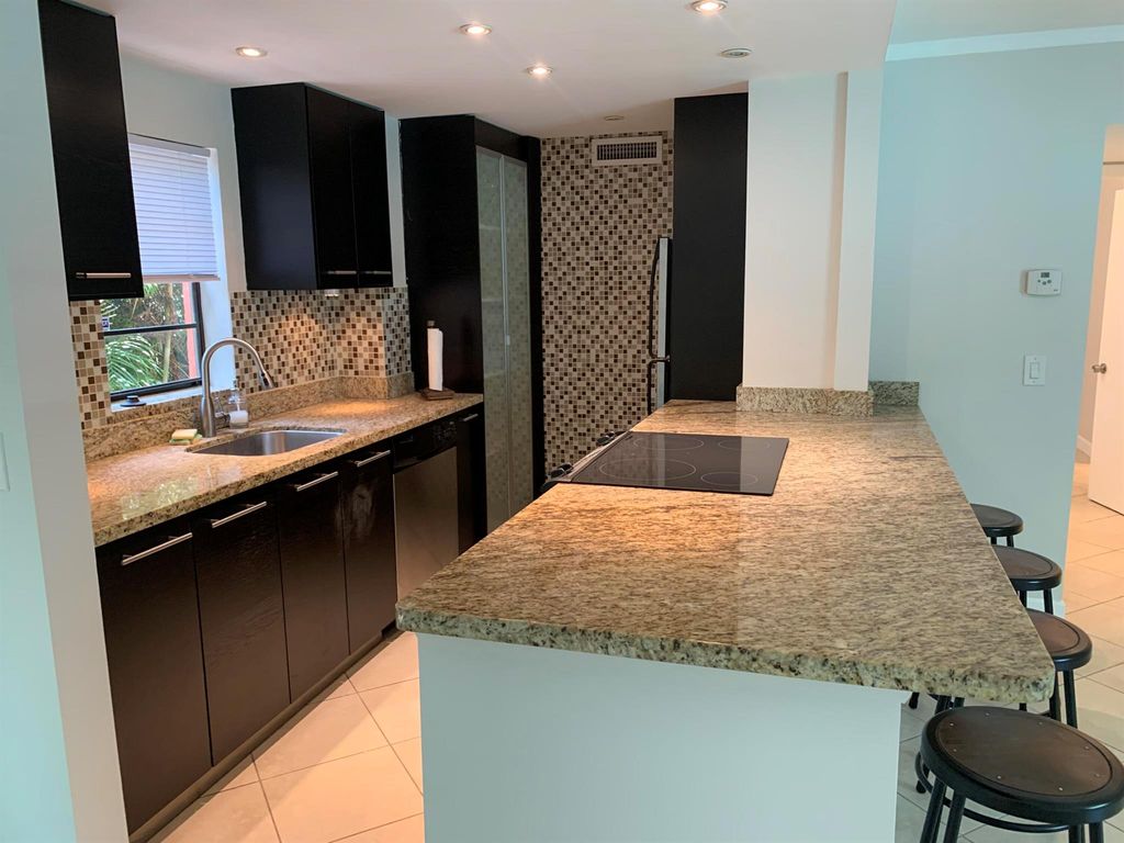 Photo of 1826 N Dixie Highway #106, Fort Lauderdale, FL 33305 (MLS # R11063016)