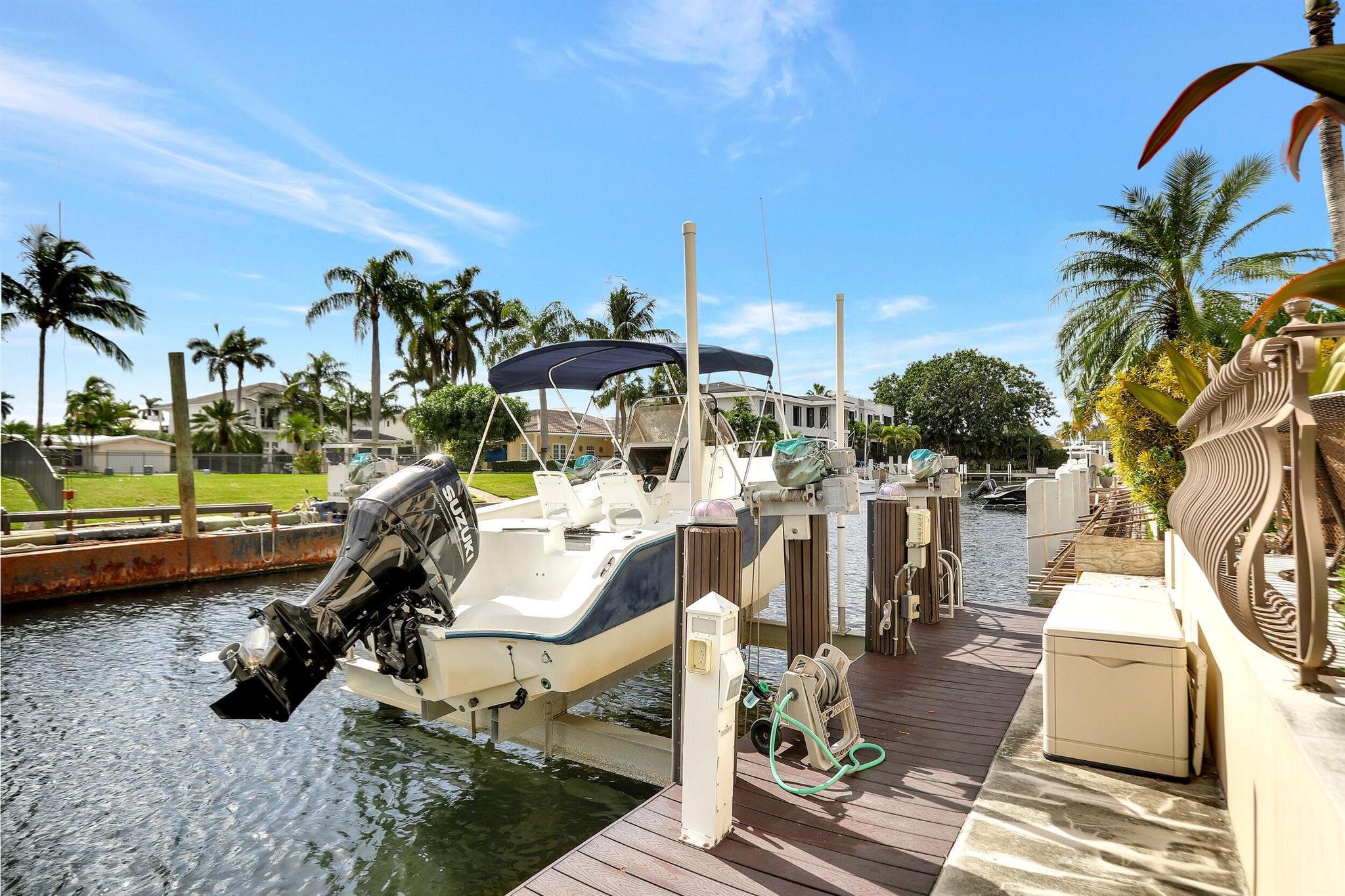 GOLDEN HARBOUR - Residential