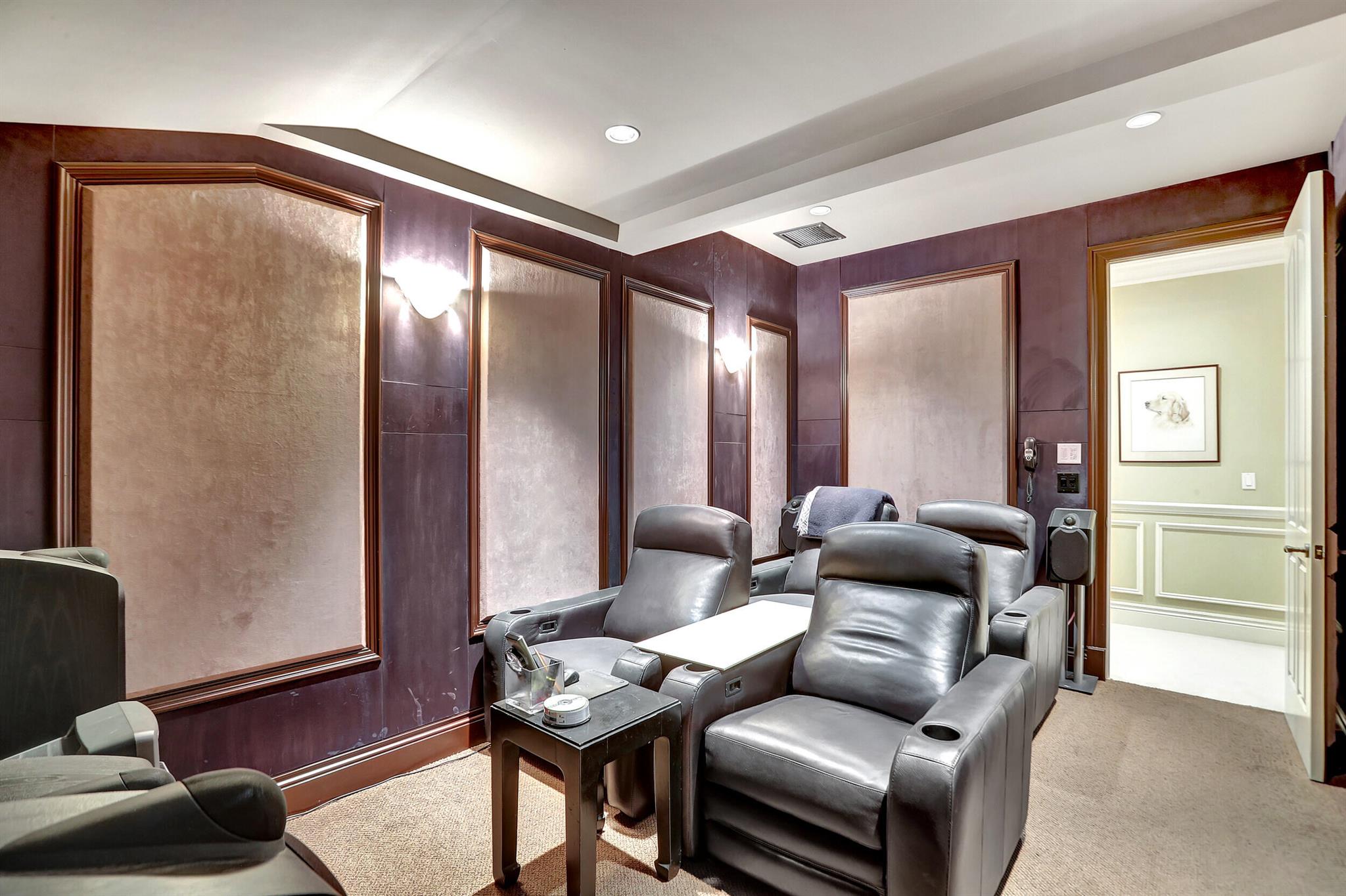 GOLDEN HARBOUR - Residential