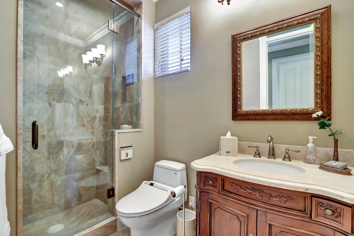 GOLDEN HARBOUR - Residential