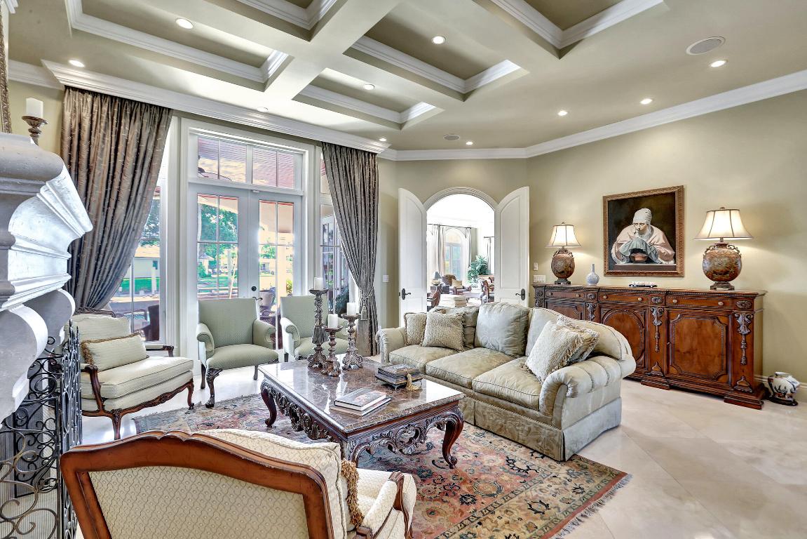 GOLDEN HARBOUR - Residential