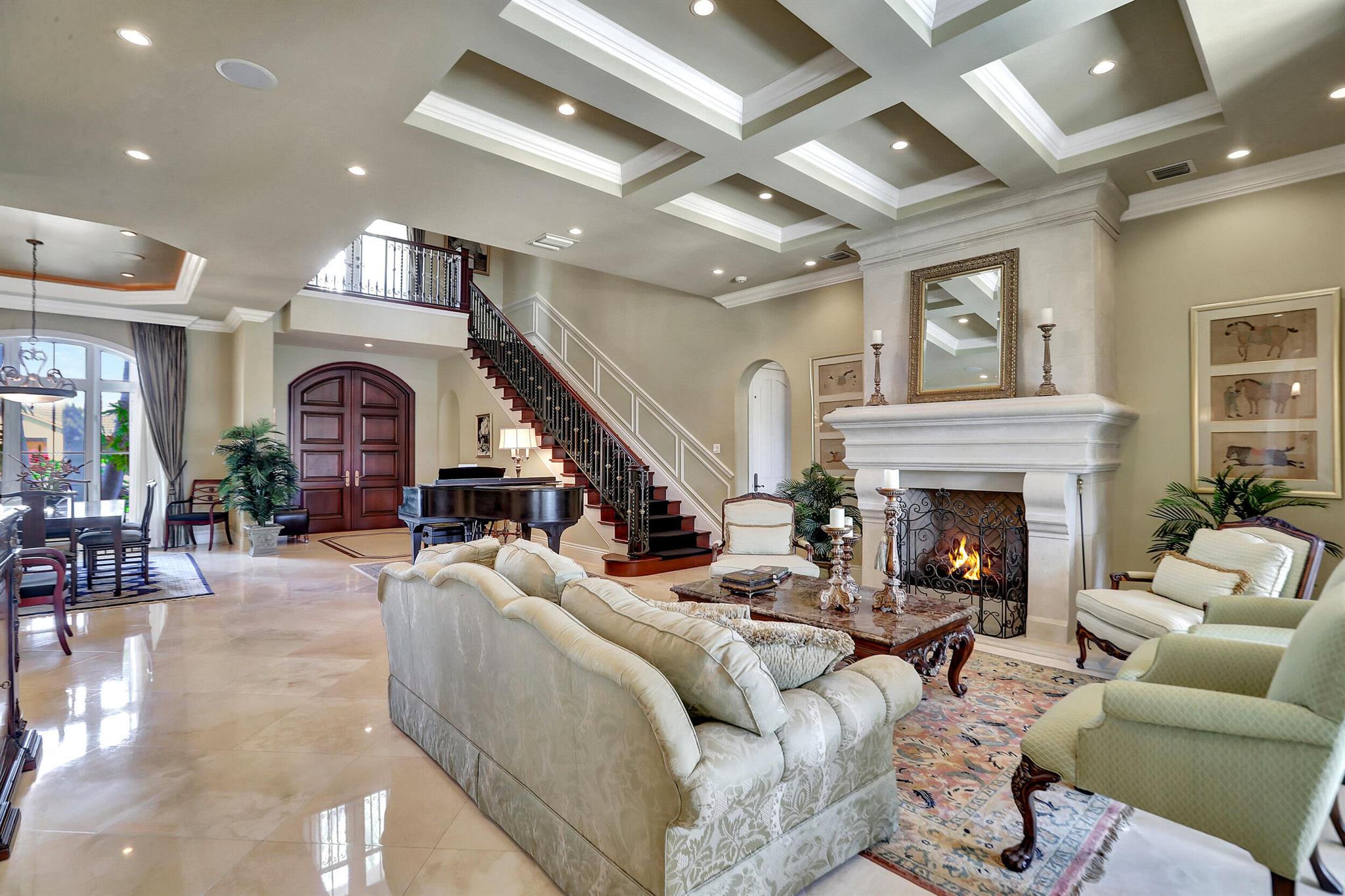 GOLDEN HARBOUR - Residential