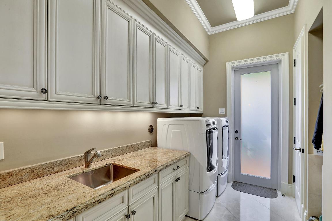 GOLDEN HARBOUR - Residential