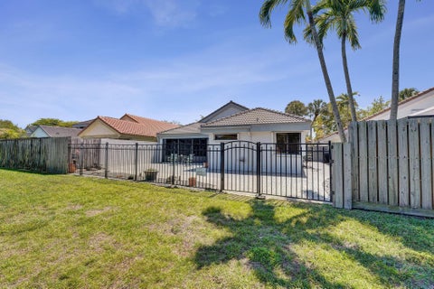 Tiny photo for 9355 NW 18TH Drive, Plantation, FL 33322 (MLS # B26077445)