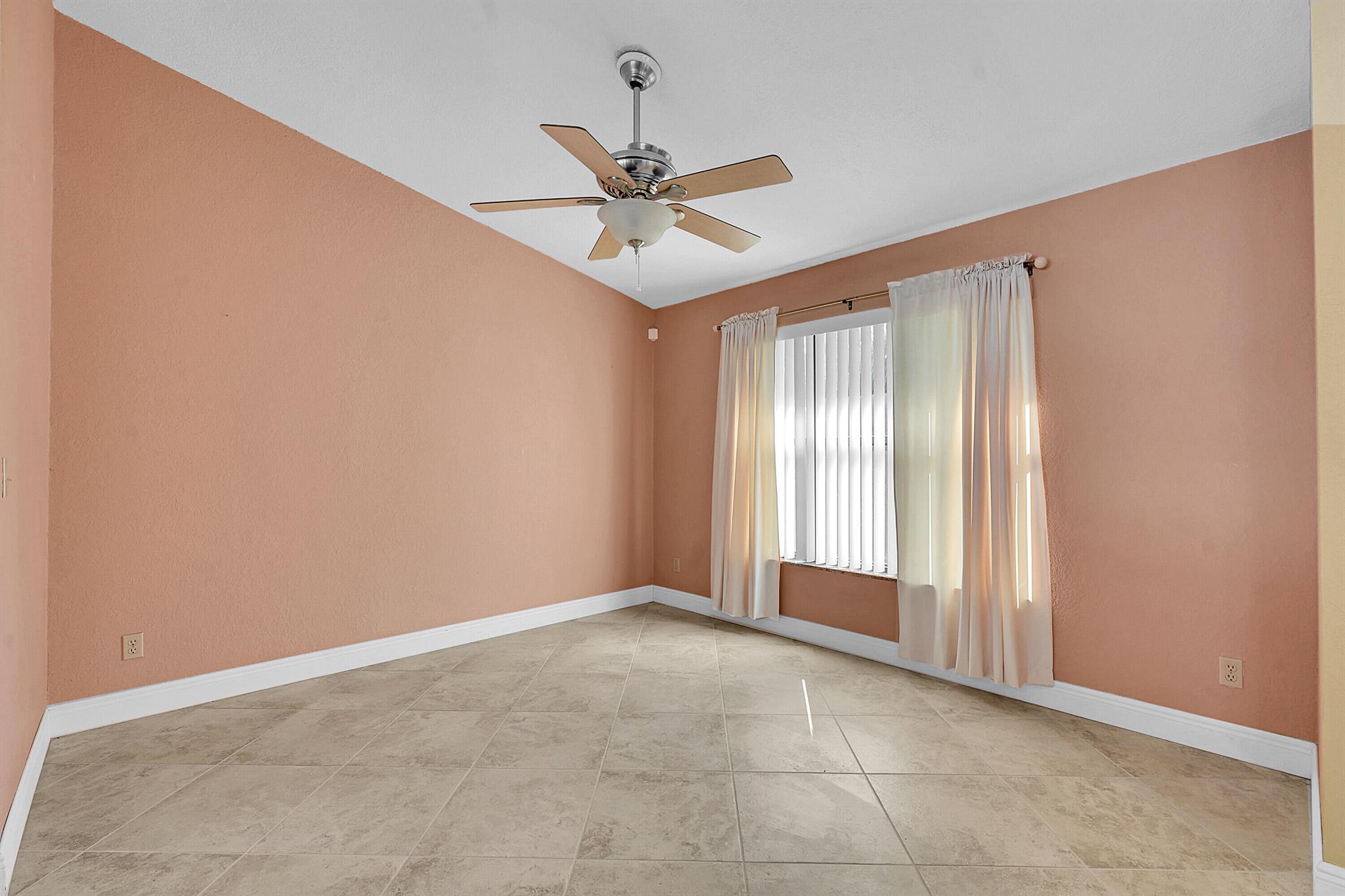 HOLIDAY PINES SUBDIVISION - Residential