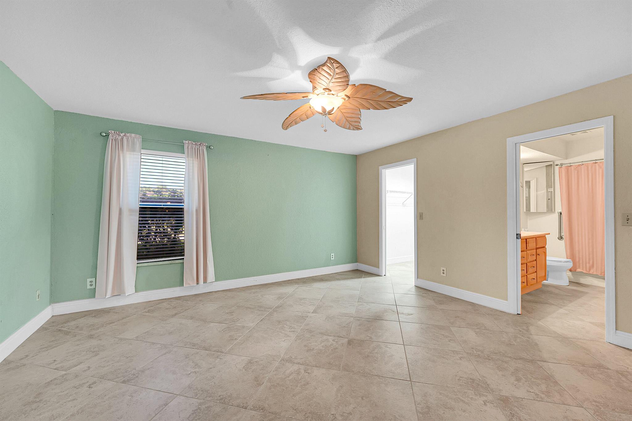 HOLIDAY PINES SUBDIVISION - Residential