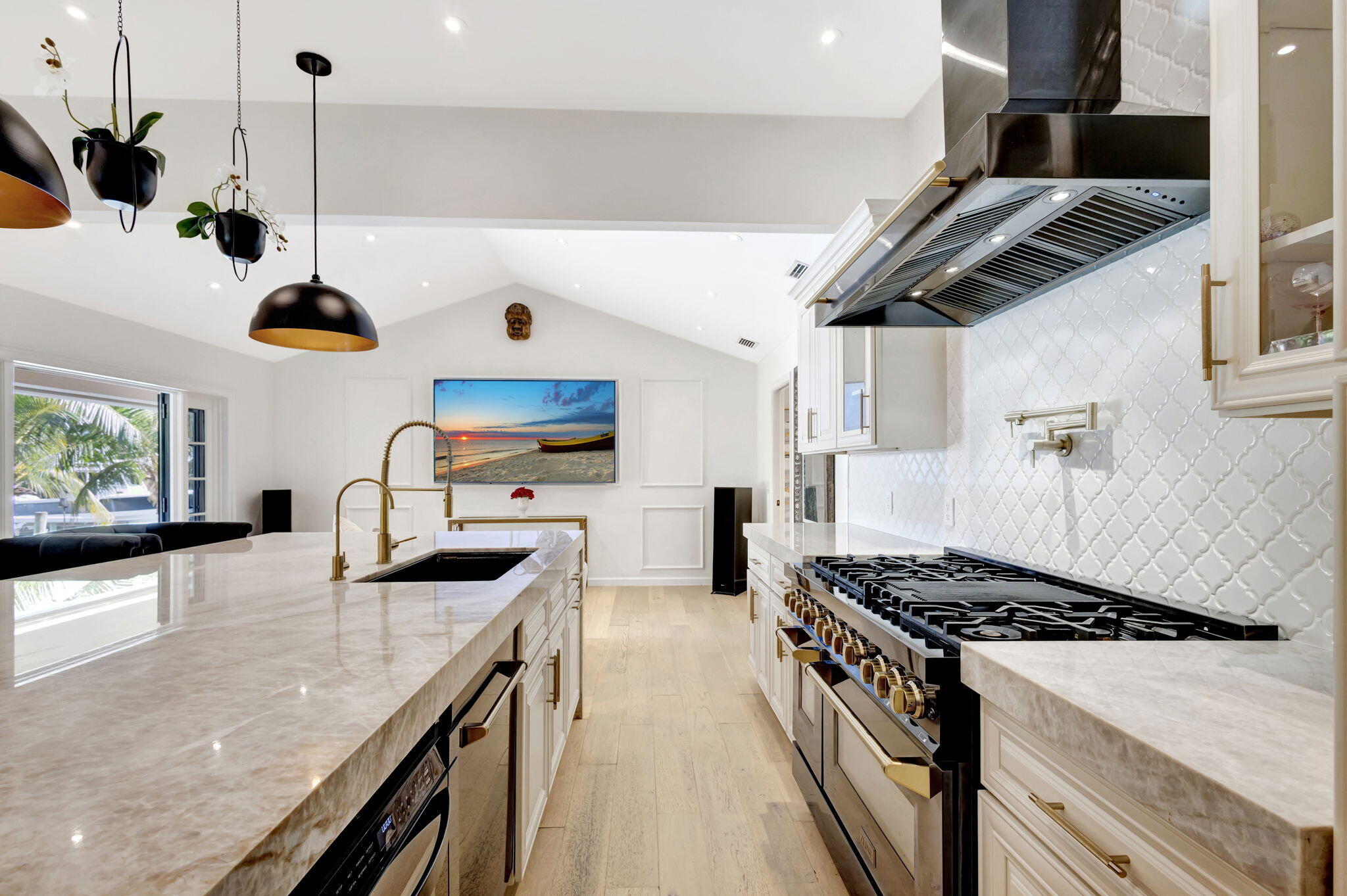 Gomez Grant W/O RVR - Residential