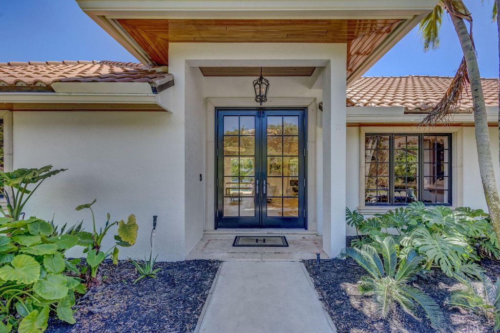 Photo of 9394 SE Kingsley Street, Hobe Sound, FL 33455 (MLS # R11069568)