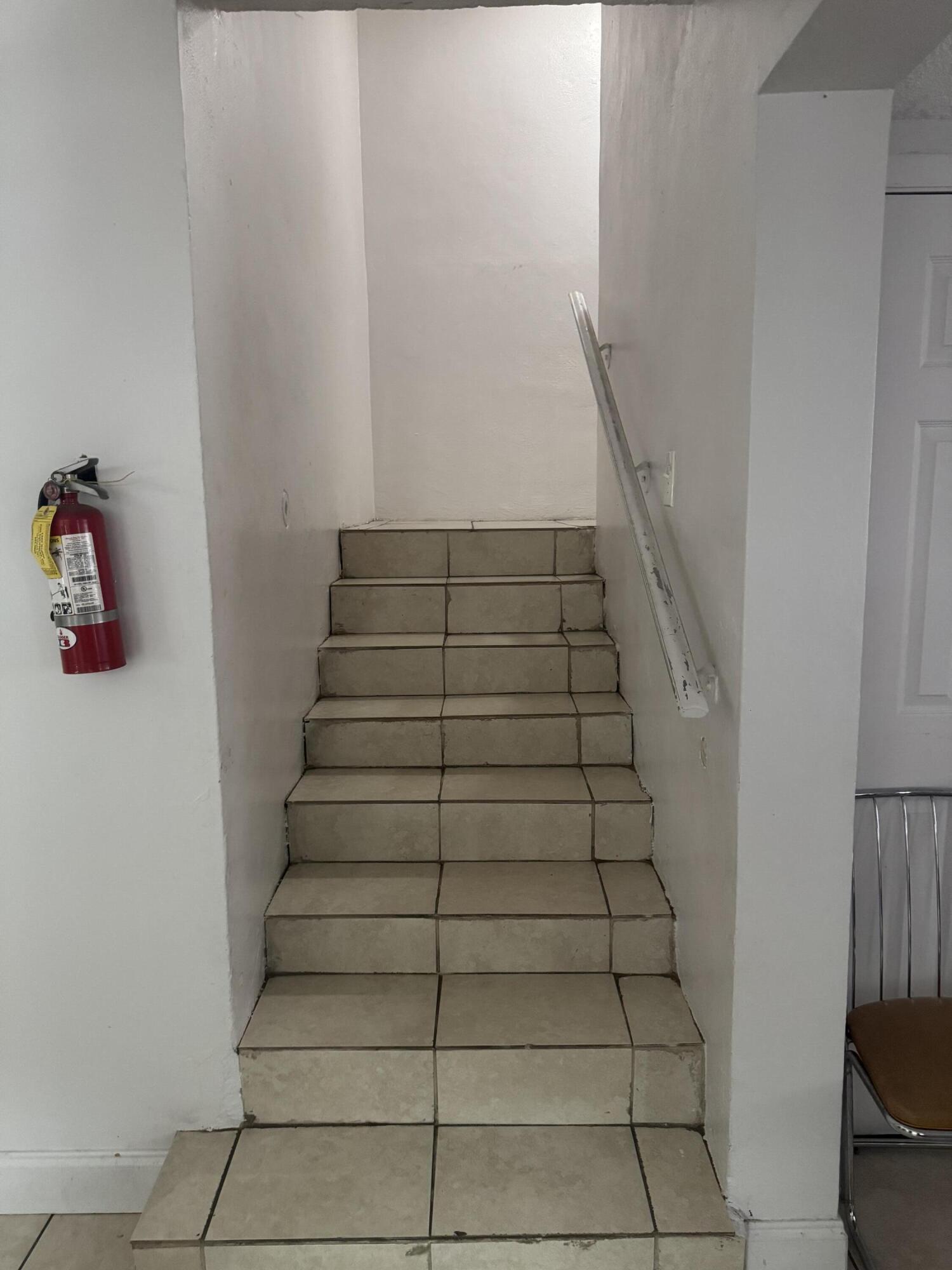 LAKE WORTH TOWN OF - Residential Income