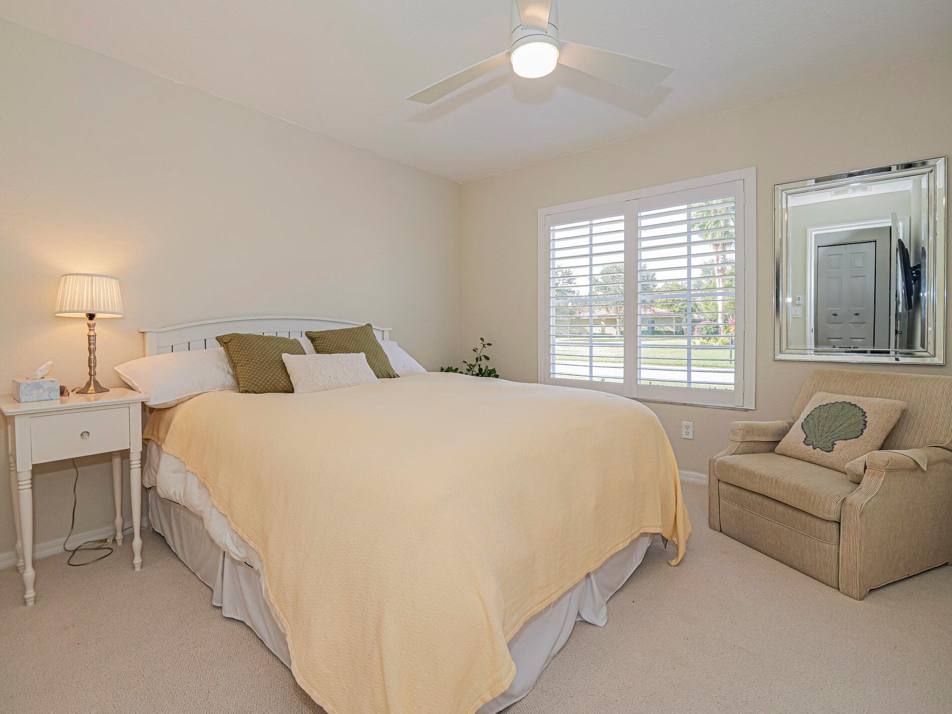 VEROLAGO - Residential Lease