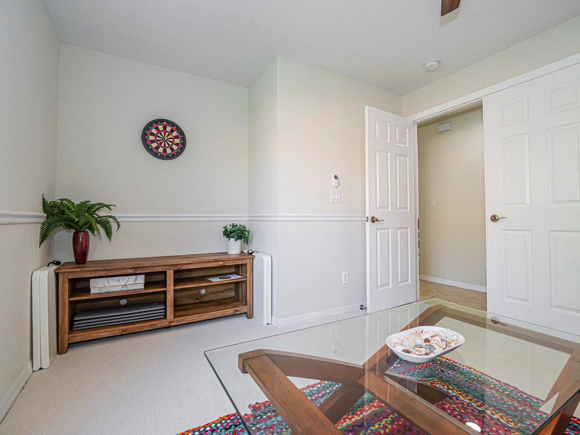 VEROLAGO - Residential Lease