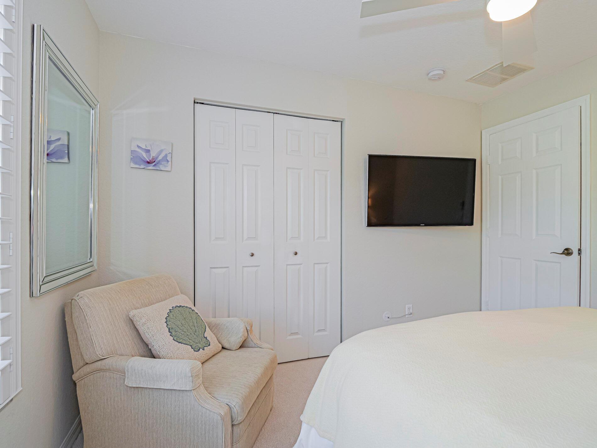 VEROLAGO - Residential Lease