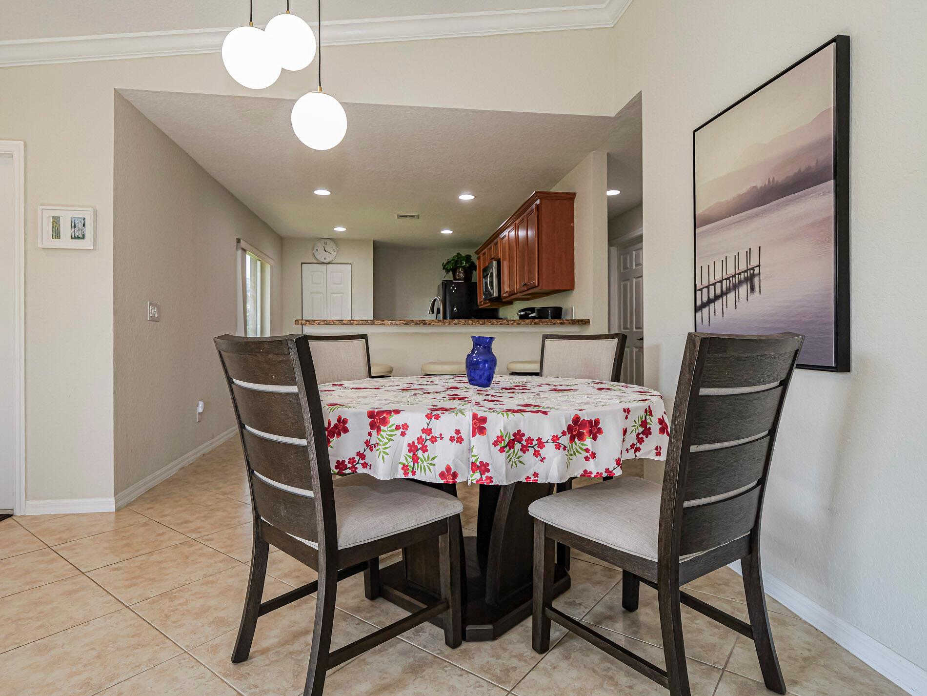 VEROLAGO - Residential Lease