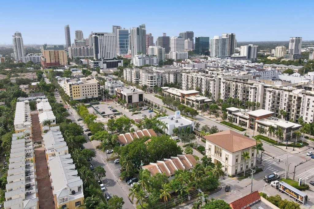 Photo of 575 NE 7th Avenue #4B, Fort Lauderdale, FL 33301 (MLS # F10546093)