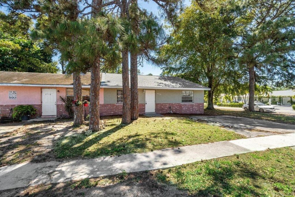 Photo of 4778 Gladiator Circle, Greenacres, FL 33463 (MLS # R11075508)