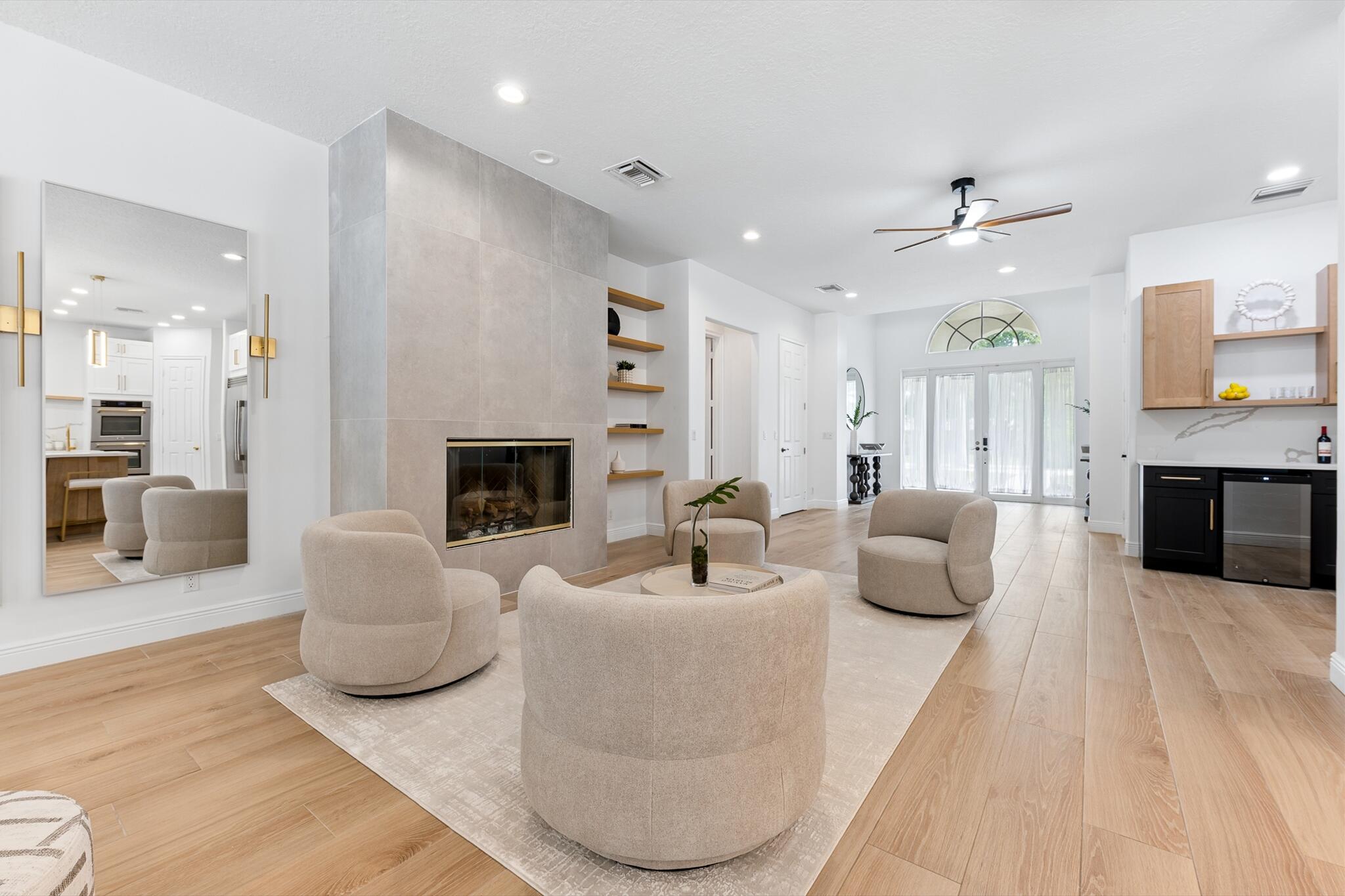 BANYAN ESTATES - Residential