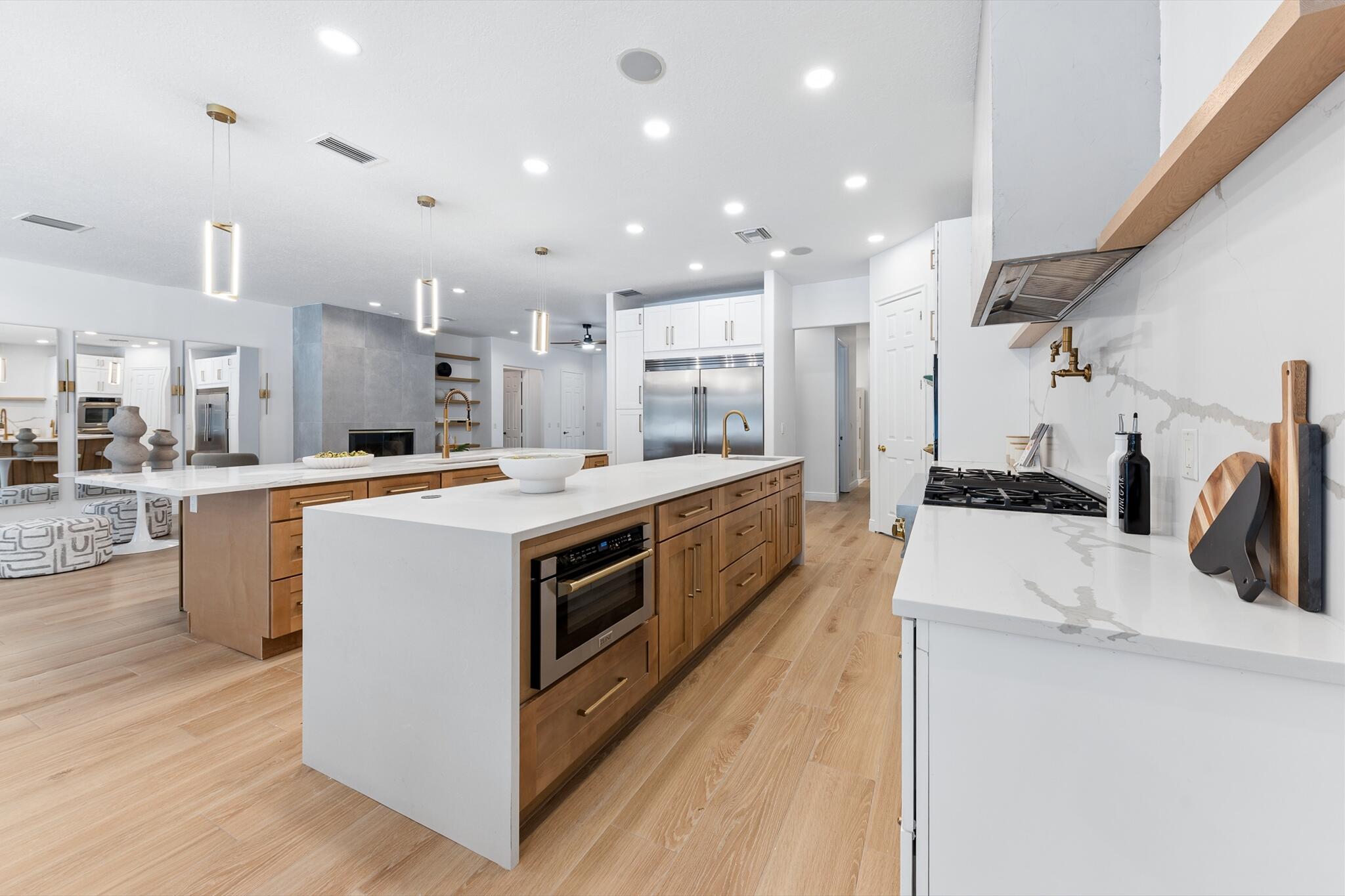 BANYAN ESTATES - Residential