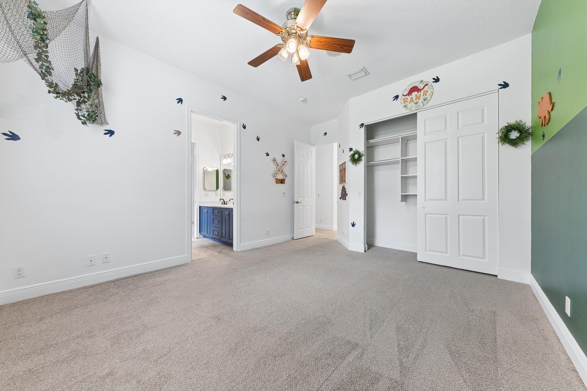 BANYAN ESTATES - Residential