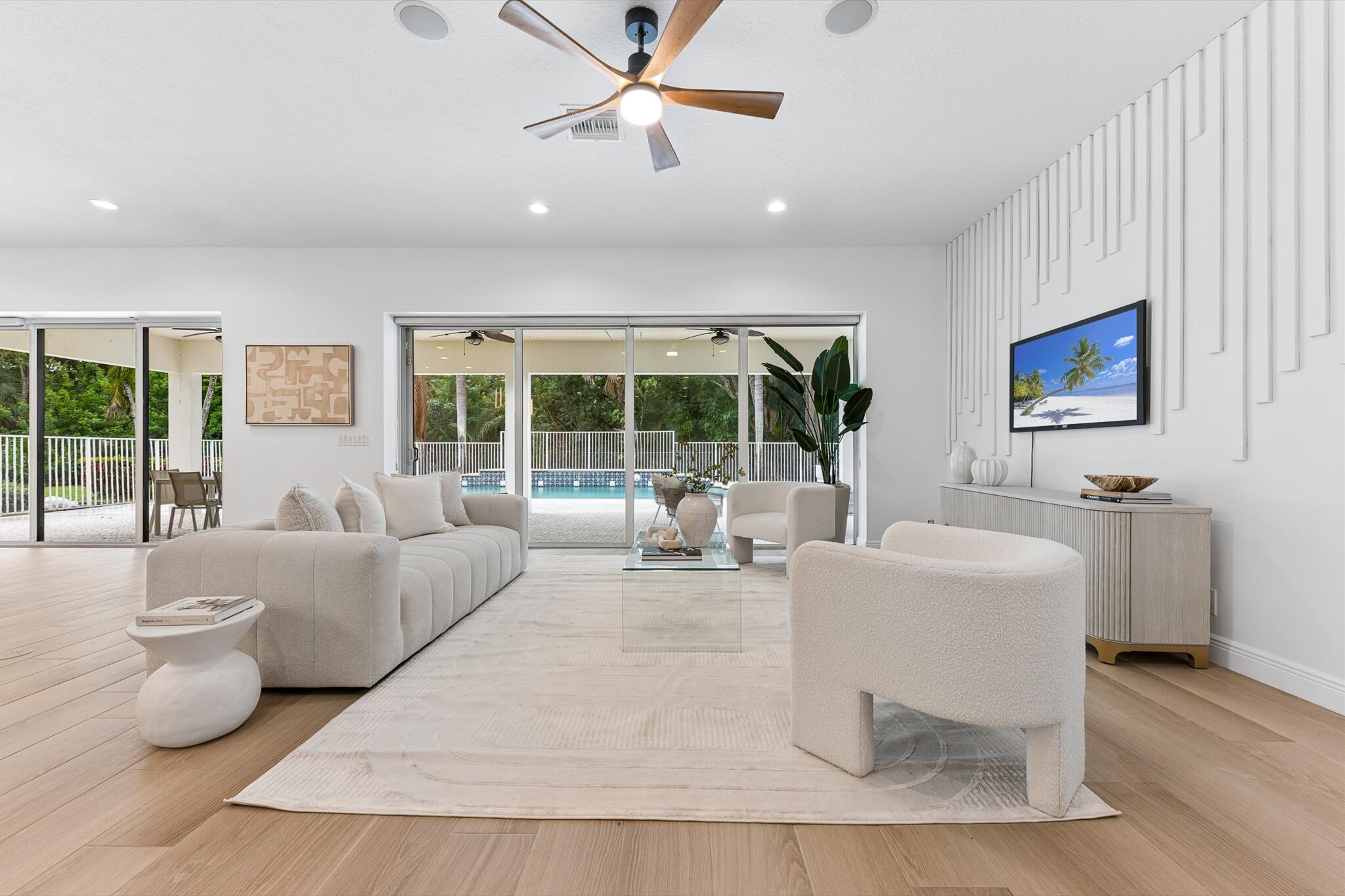 BANYAN ESTATES - Residential