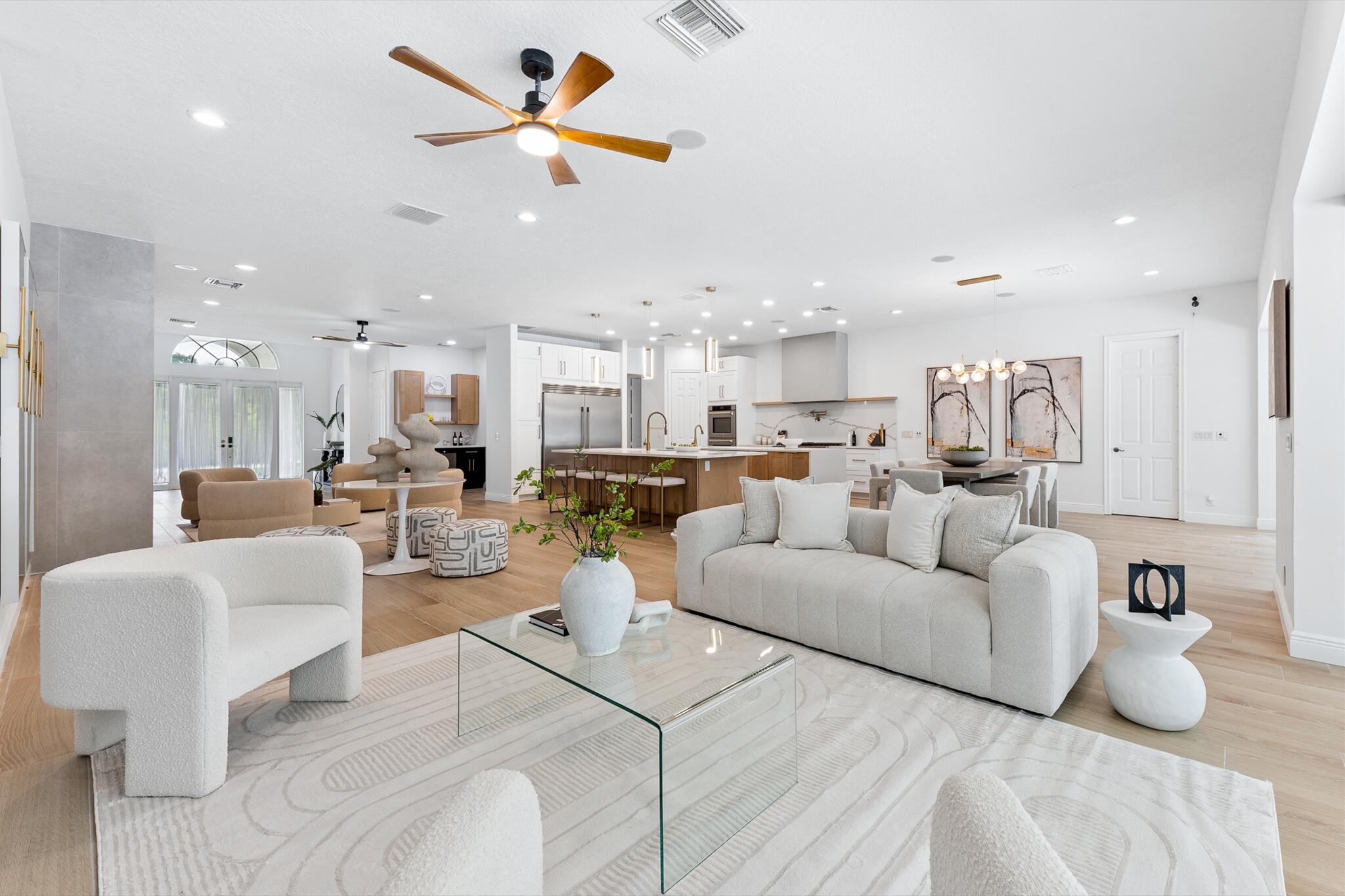 BANYAN ESTATES - Residential