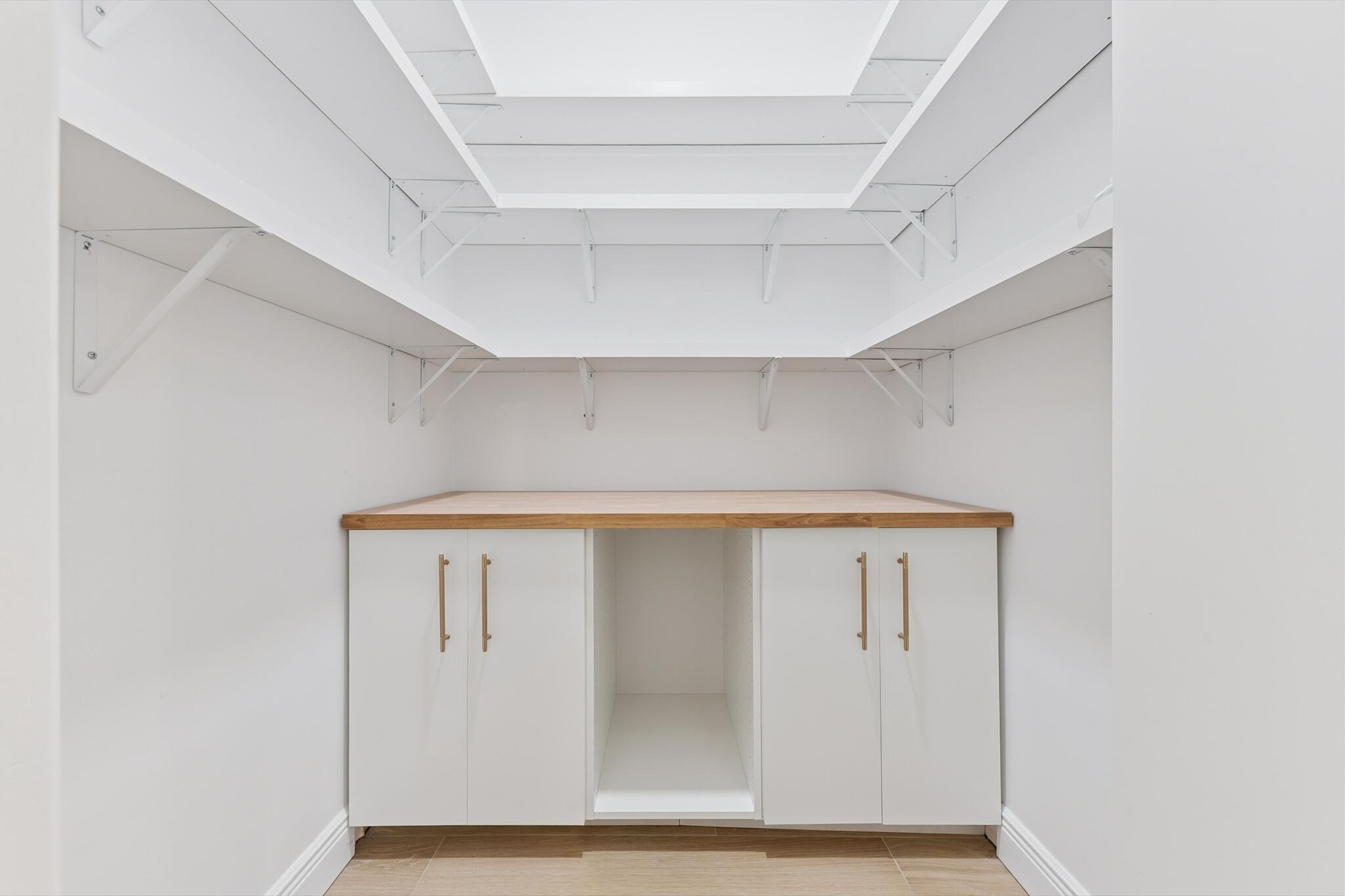 BANYAN ESTATES - Residential