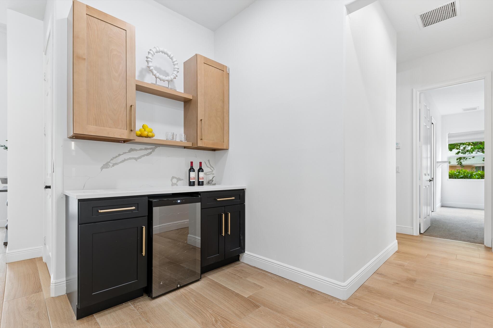 BANYAN ESTATES - Residential