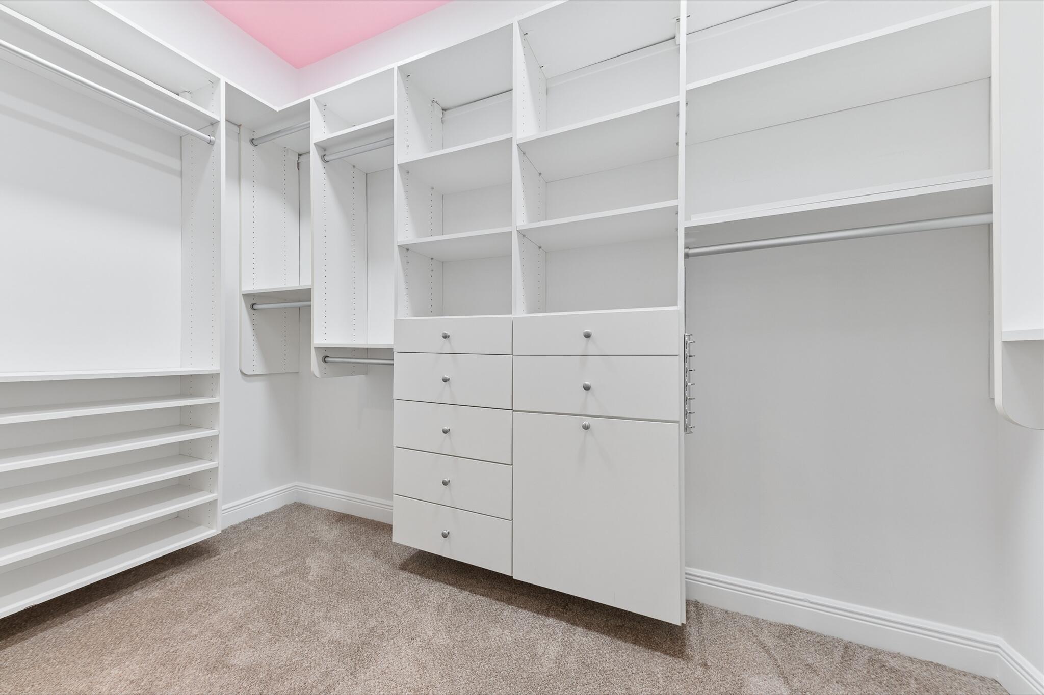 BANYAN ESTATES - Residential