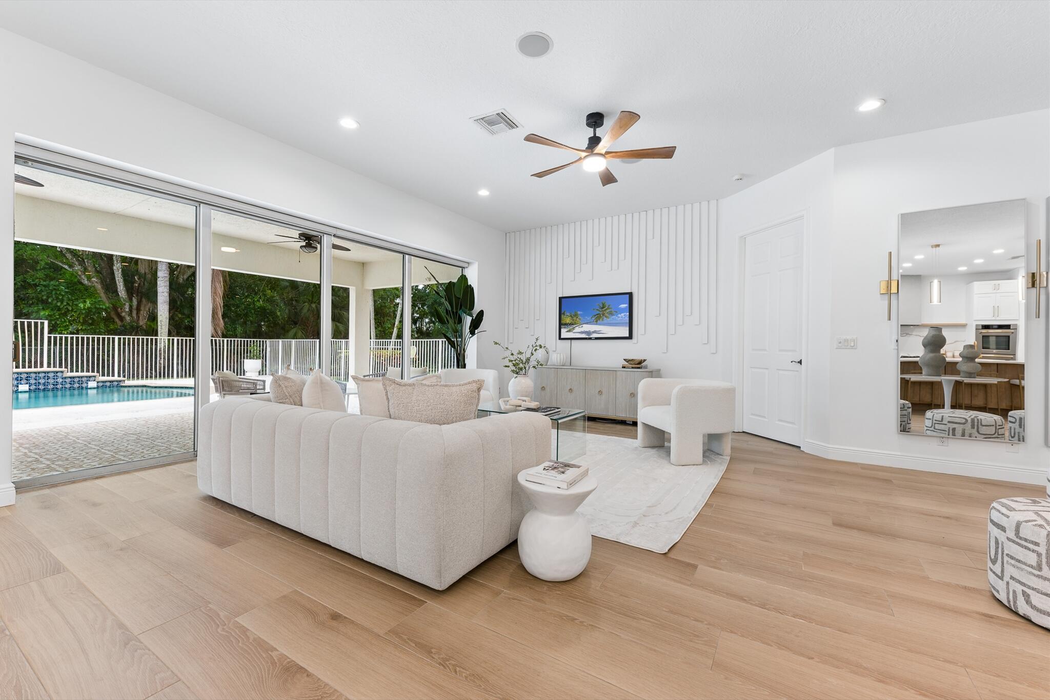 BANYAN ESTATES - Residential