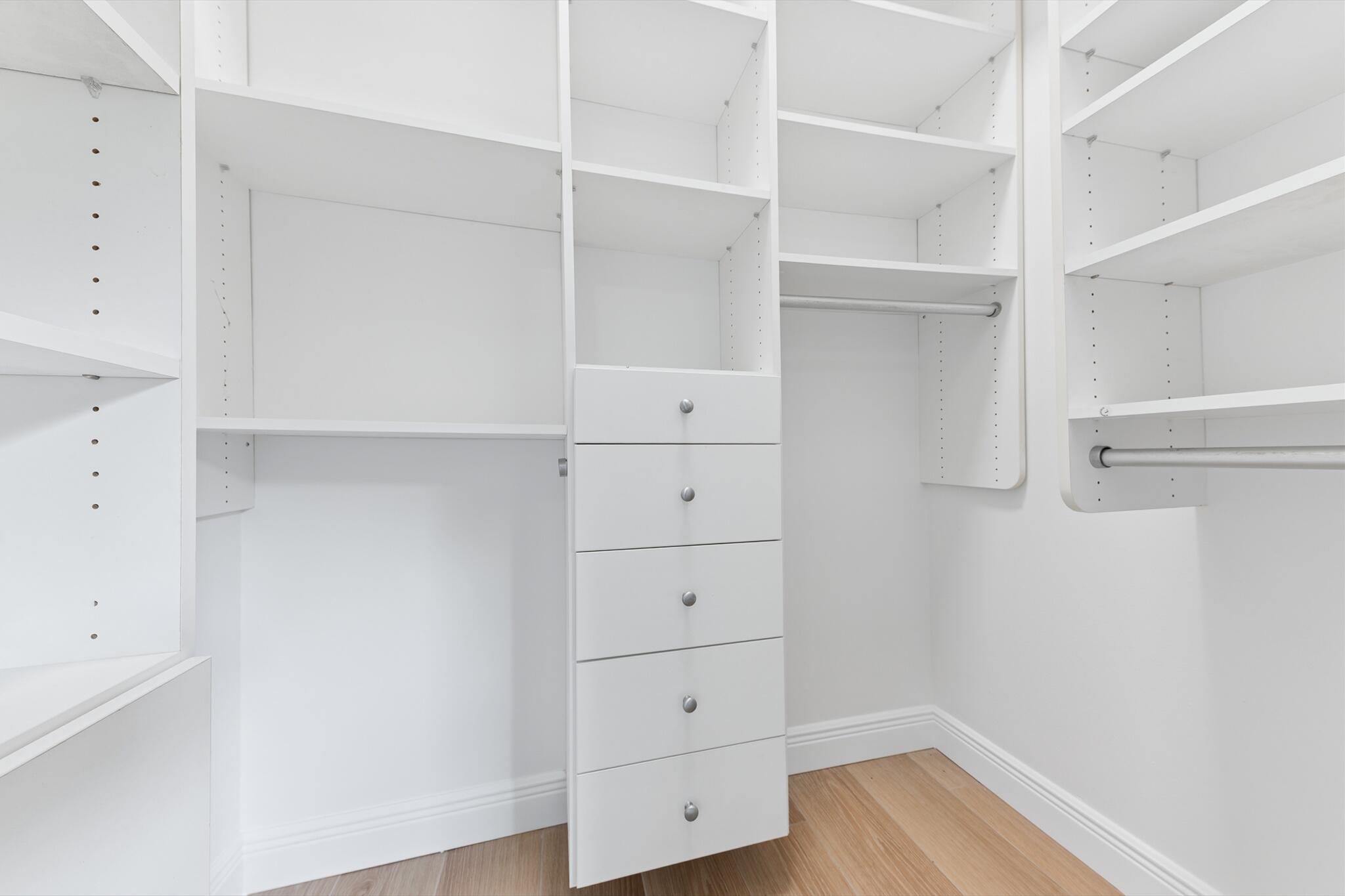 BANYAN ESTATES - Residential