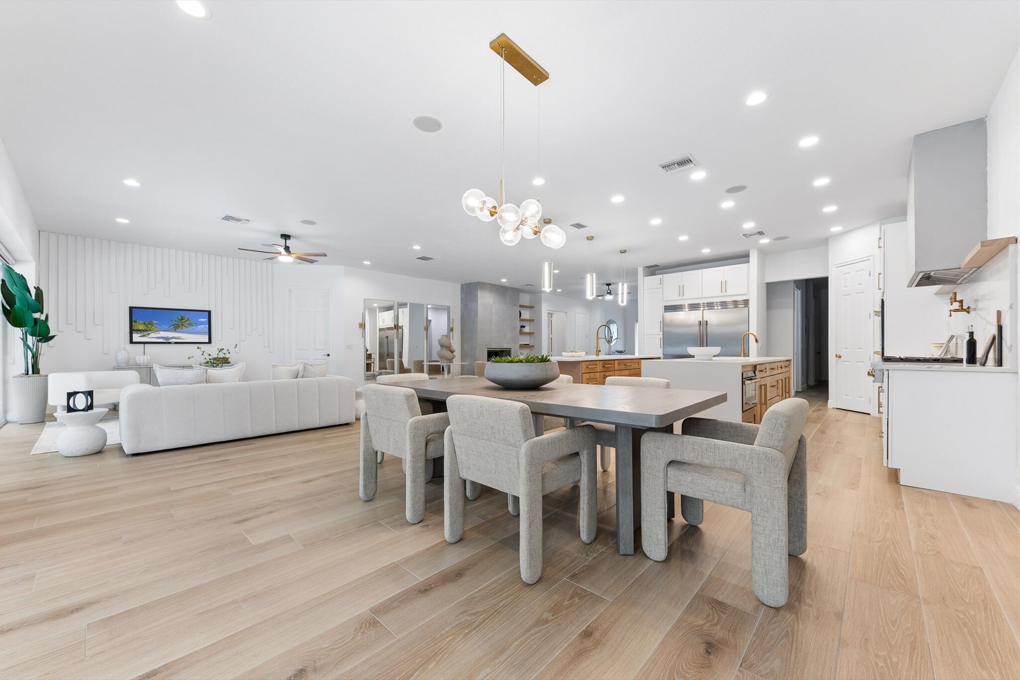 BANYAN ESTATES - Residential