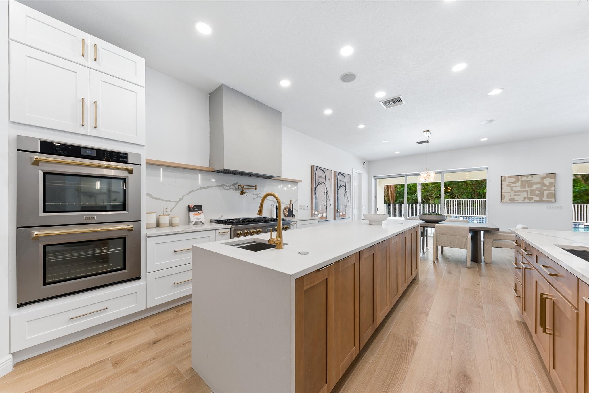 BANYAN ESTATES - Residential