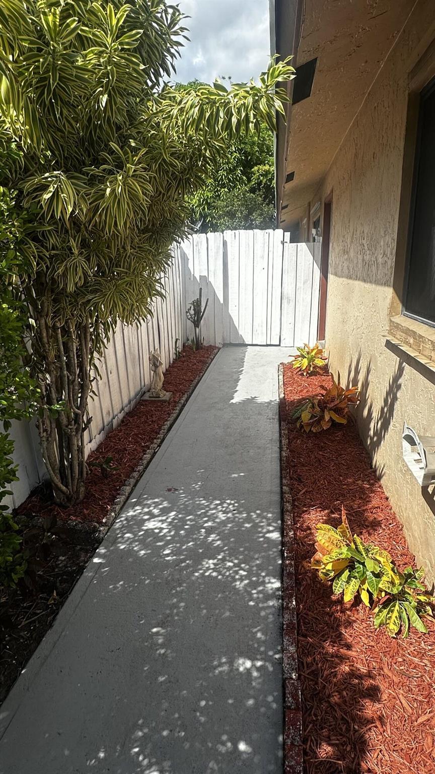 NORTH LAUDERDALE DIVISION - Residential
