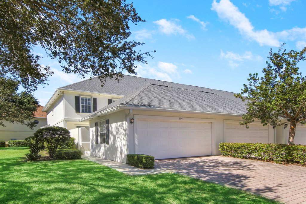 Photo of 164 Poinciana Drive, Jupiter, FL 33458 (MLS # R11031023)