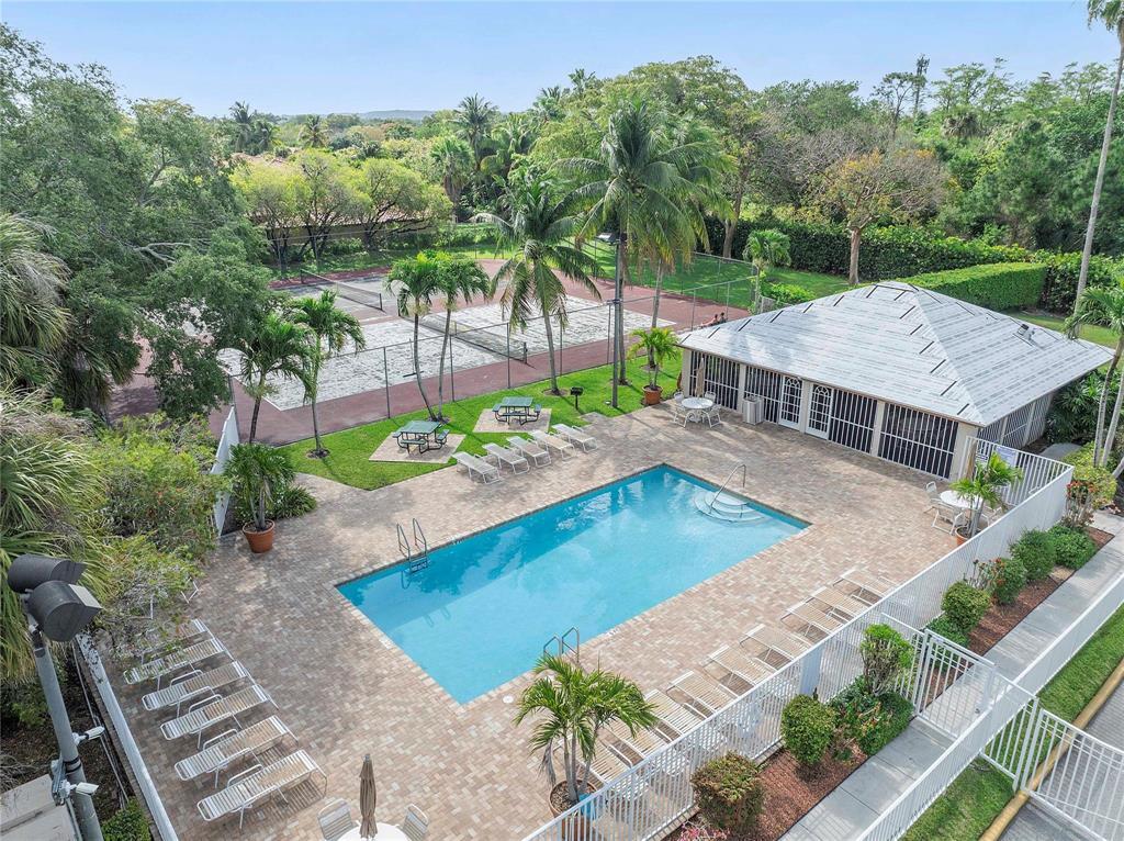 WINSTON PARK SECTION ONE - Residential