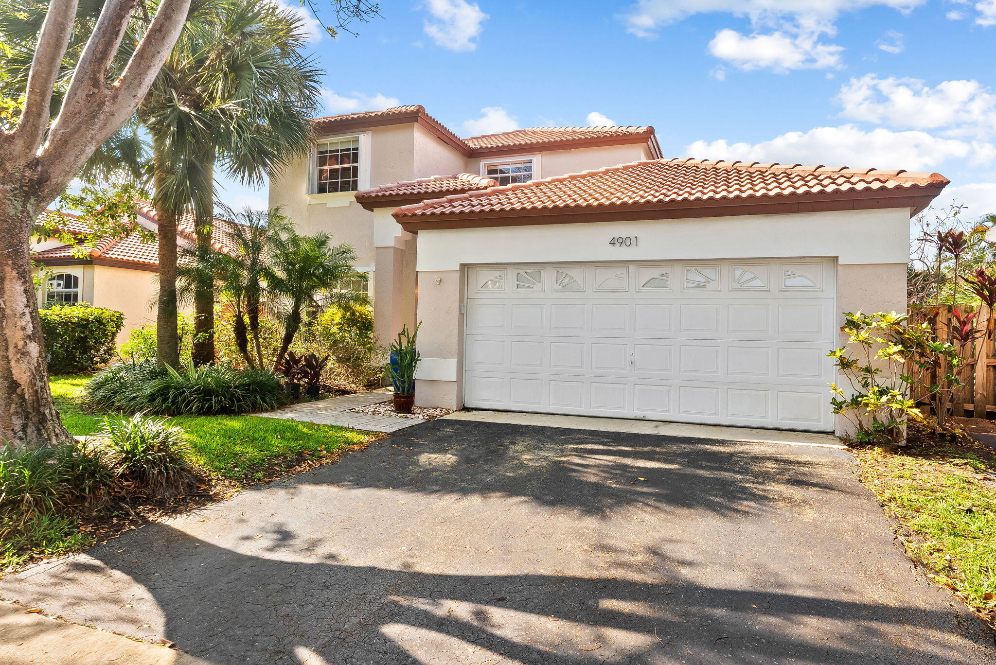 4901 NW 55th Court