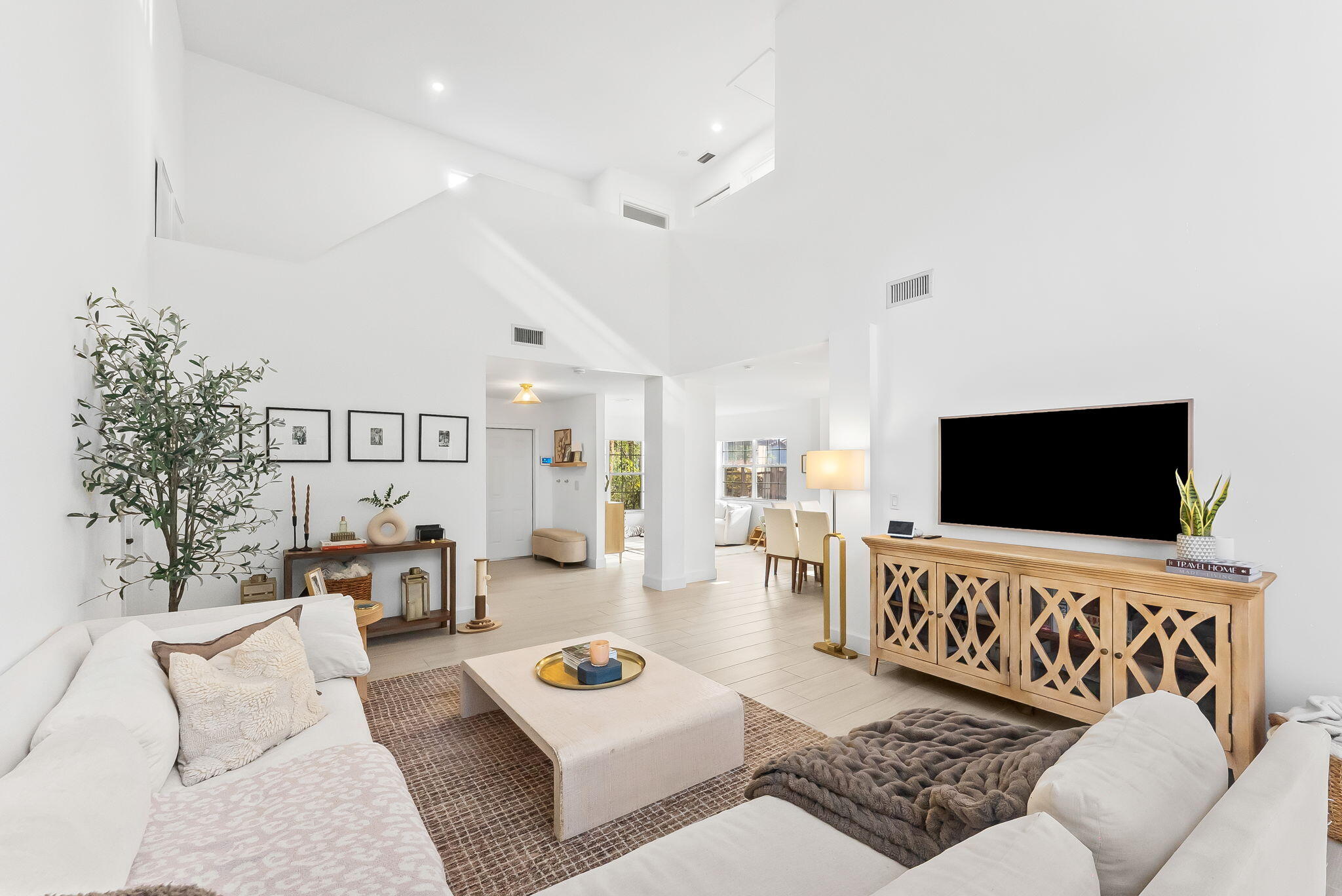 4901 NW 55th Court