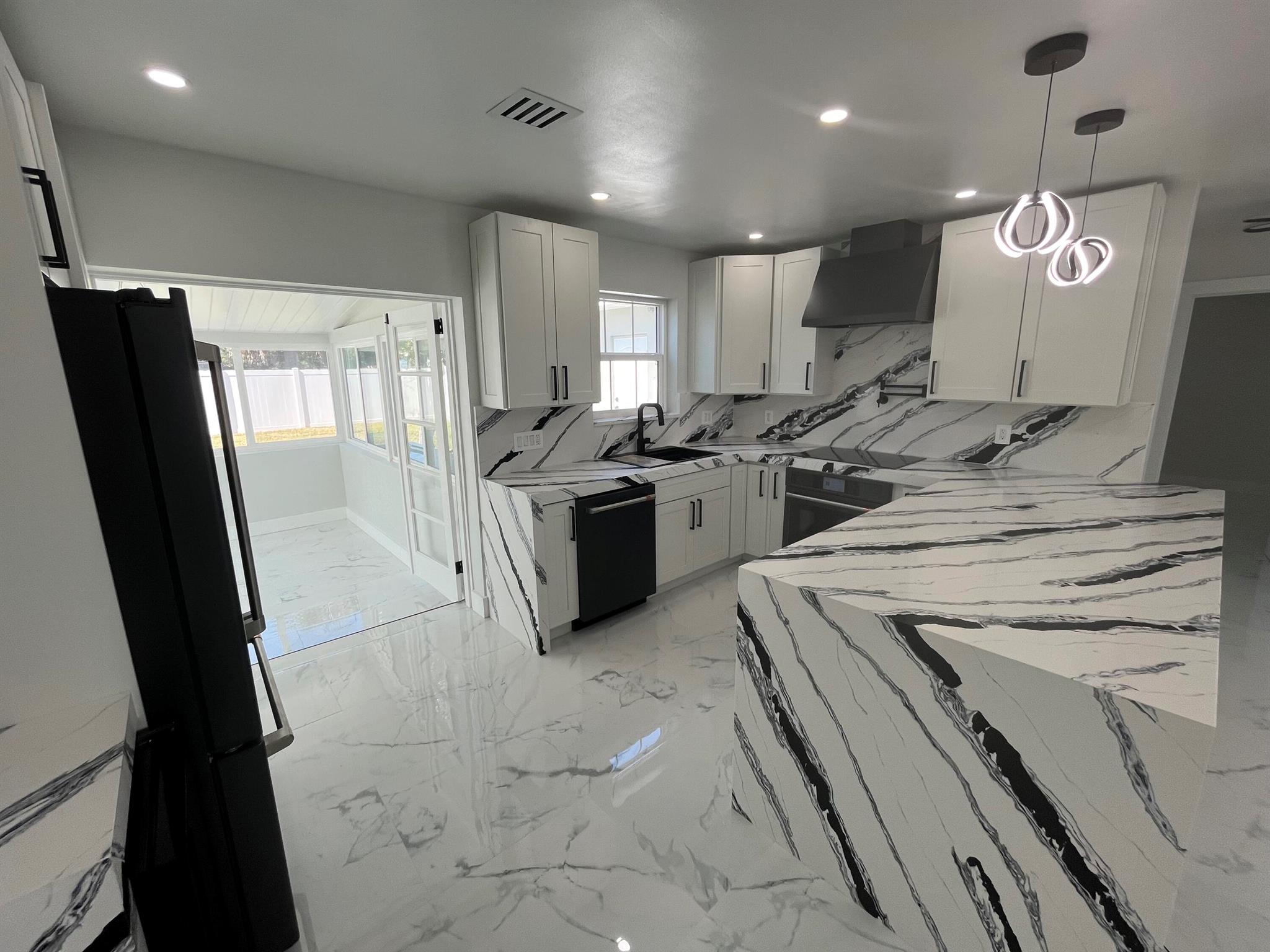 BROADMOOR SEC 4 - Residential Lease