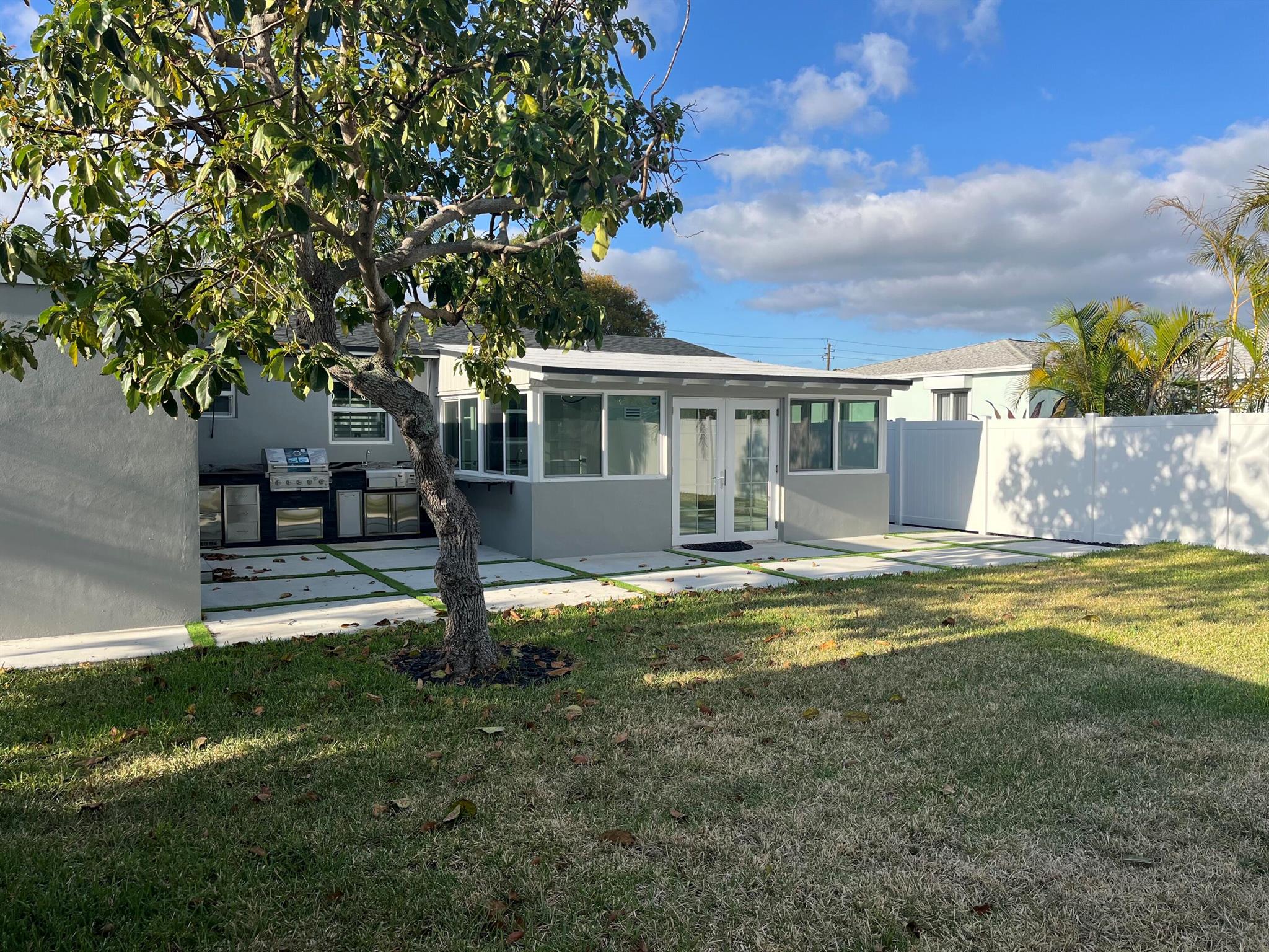 BROADMOOR SEC 4 - Residential Lease