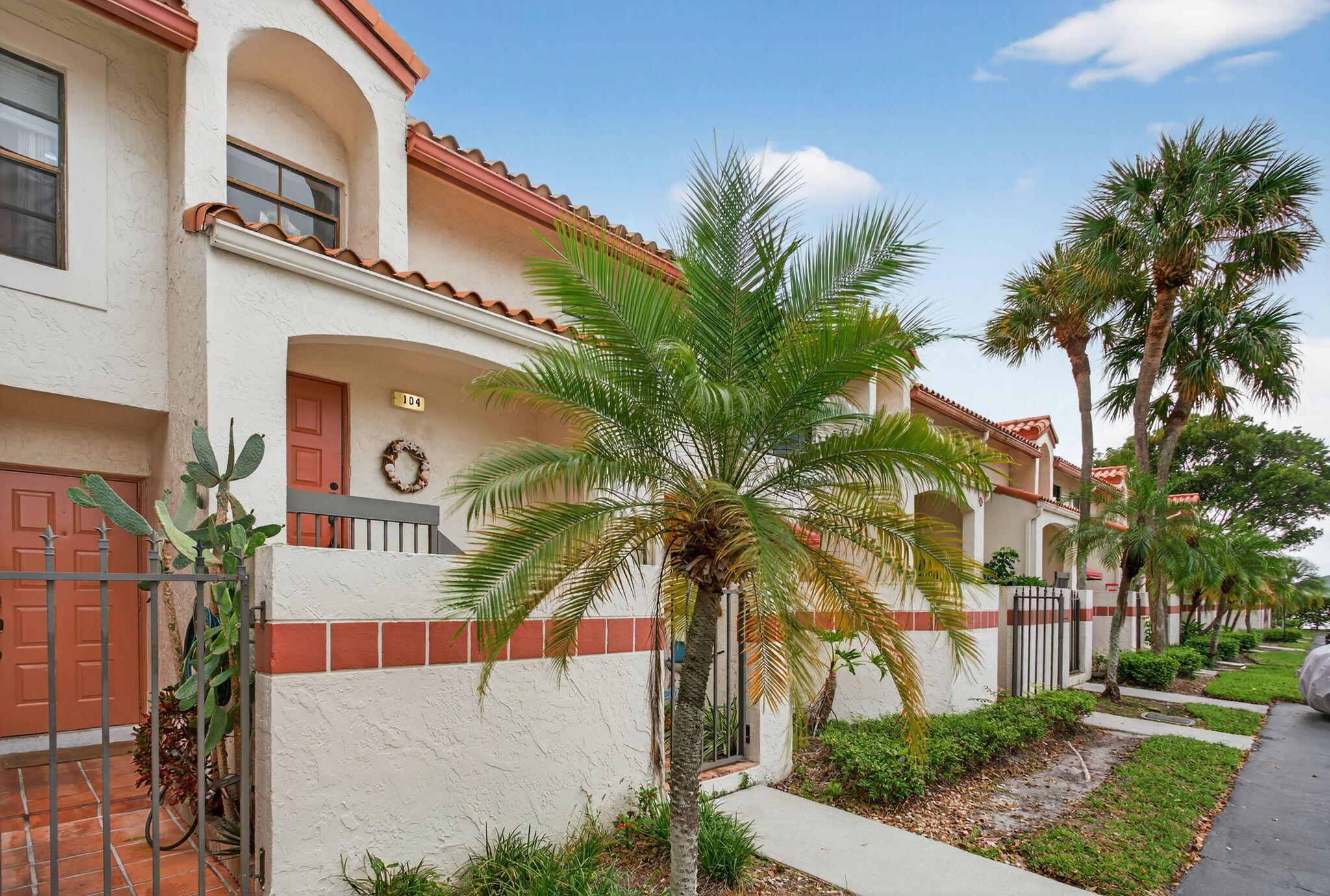 LIBERTY SQUARE CONDO - Residential