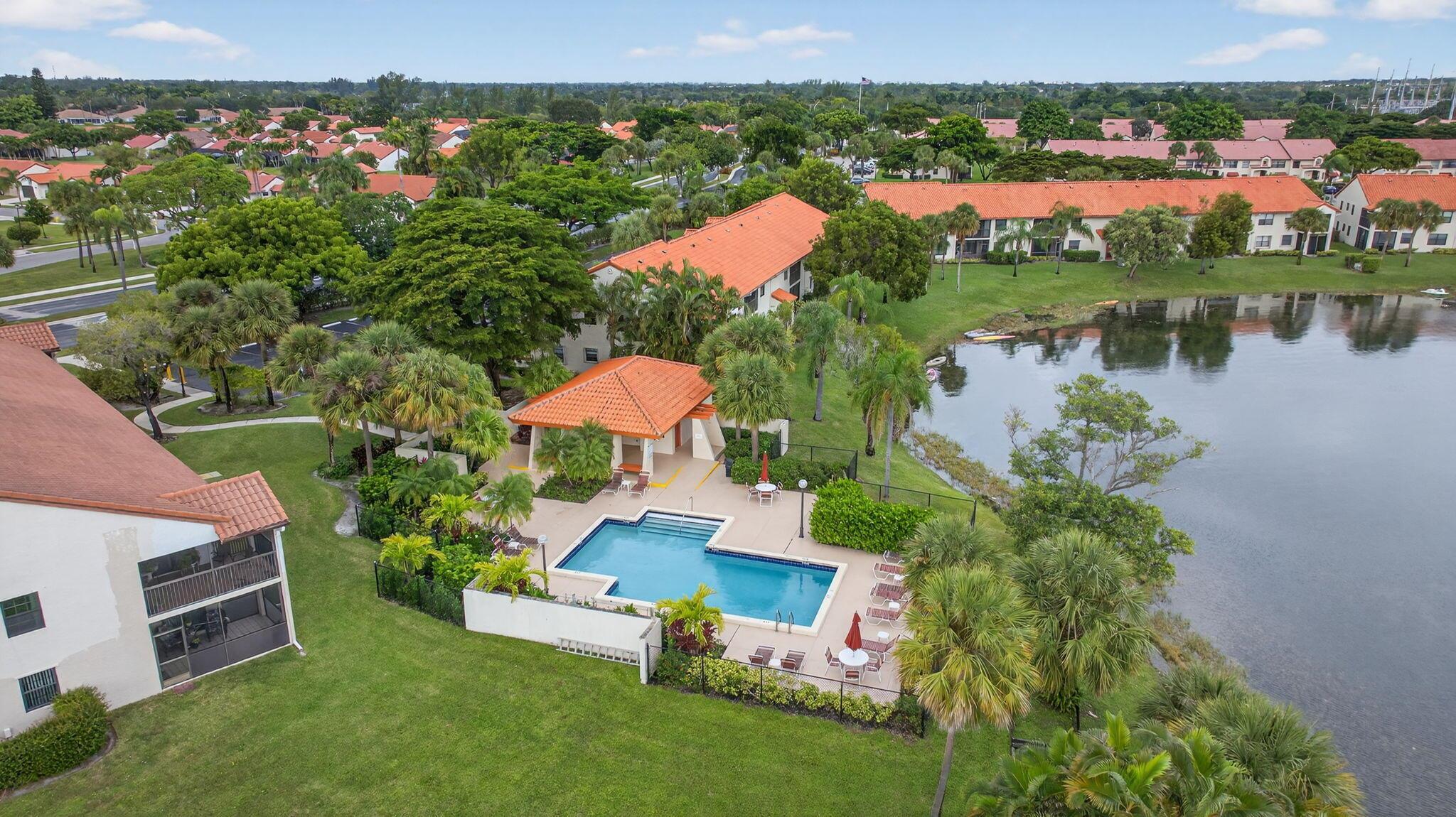 LIBERTY SQUARE CONDO - Residential