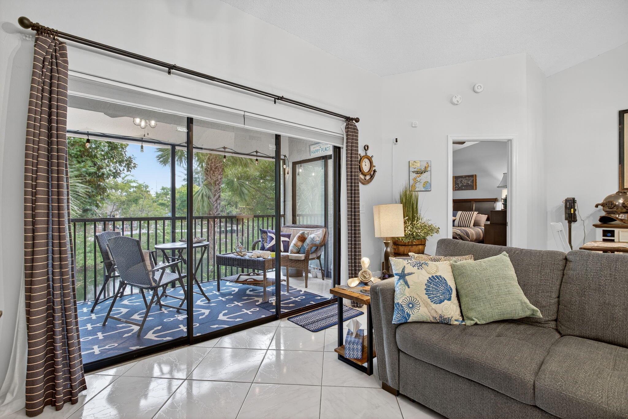 LIBERTY SQUARE CONDO - Residential