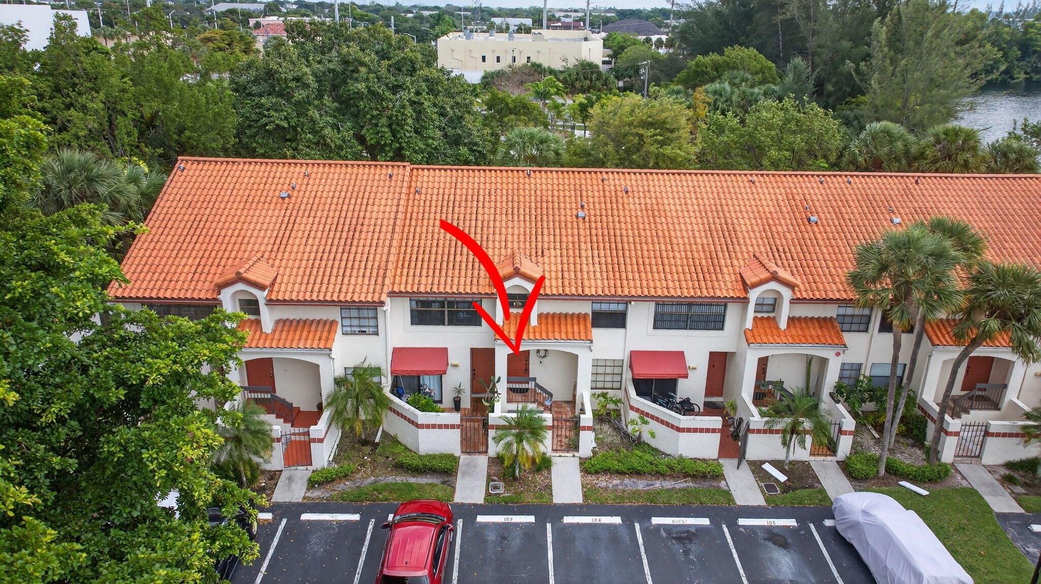 LIBERTY SQUARE CONDO - Residential